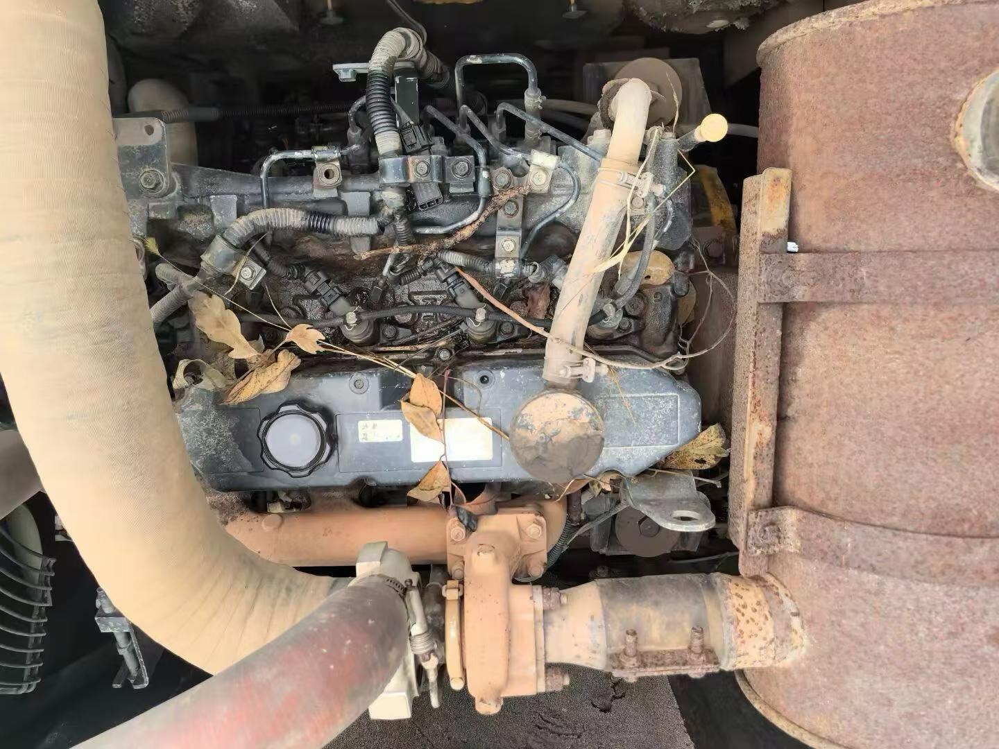 Compre Excavadora Hyundai R130VS Usada / 8