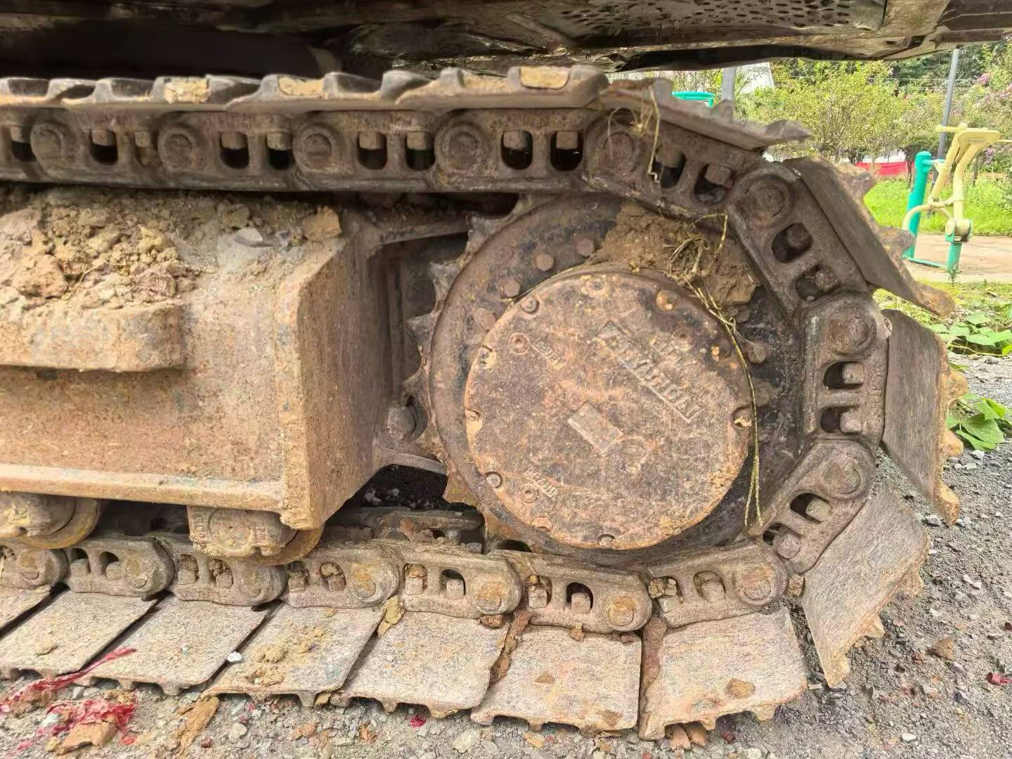 Compre Excavadora Hyundai R130VS Usada / 4