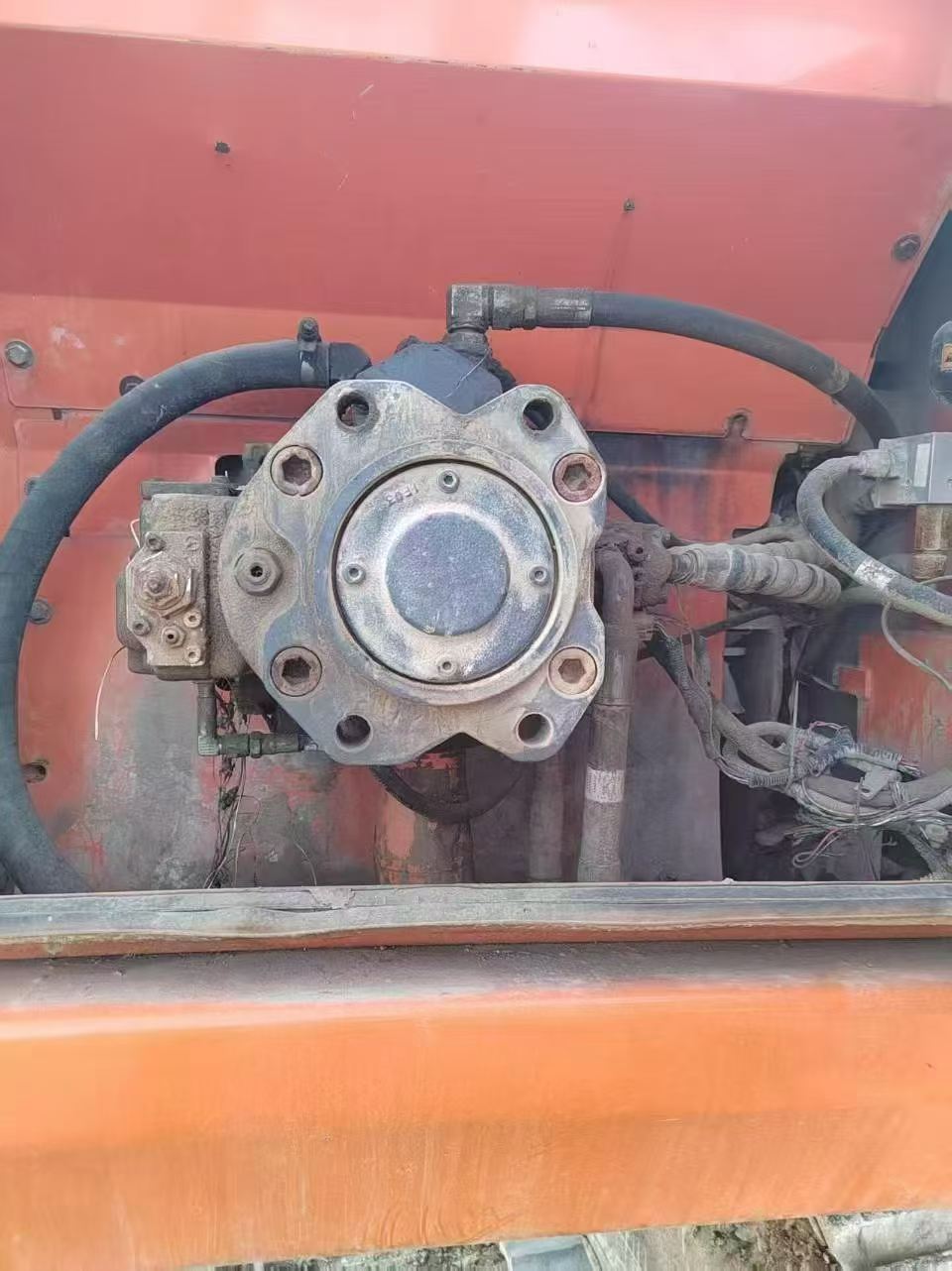 Compre Excavadora Doosan DH220-3 Usada / 2