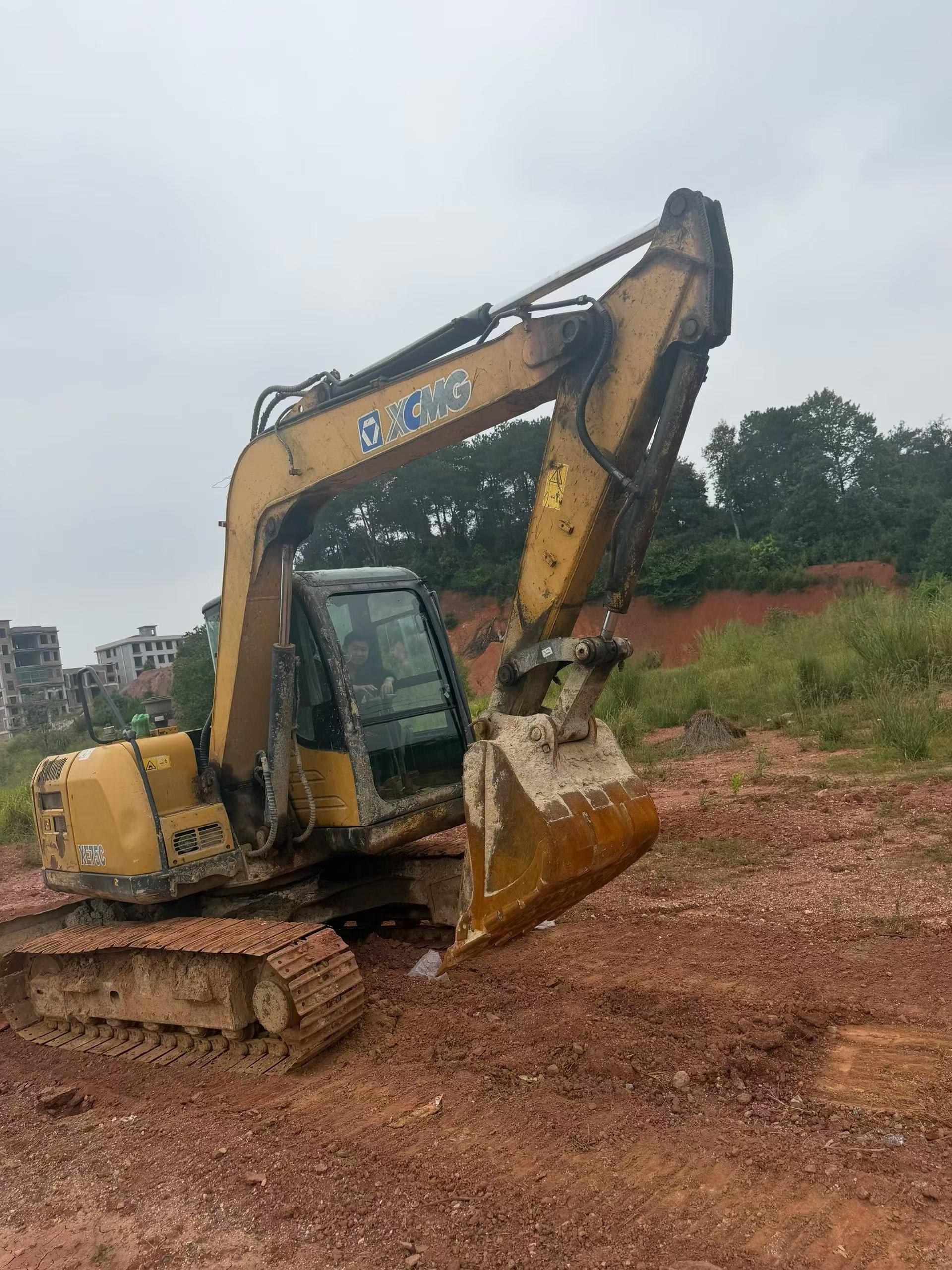 Купить Подержанный Экскаватор XCMG XE75D / 5