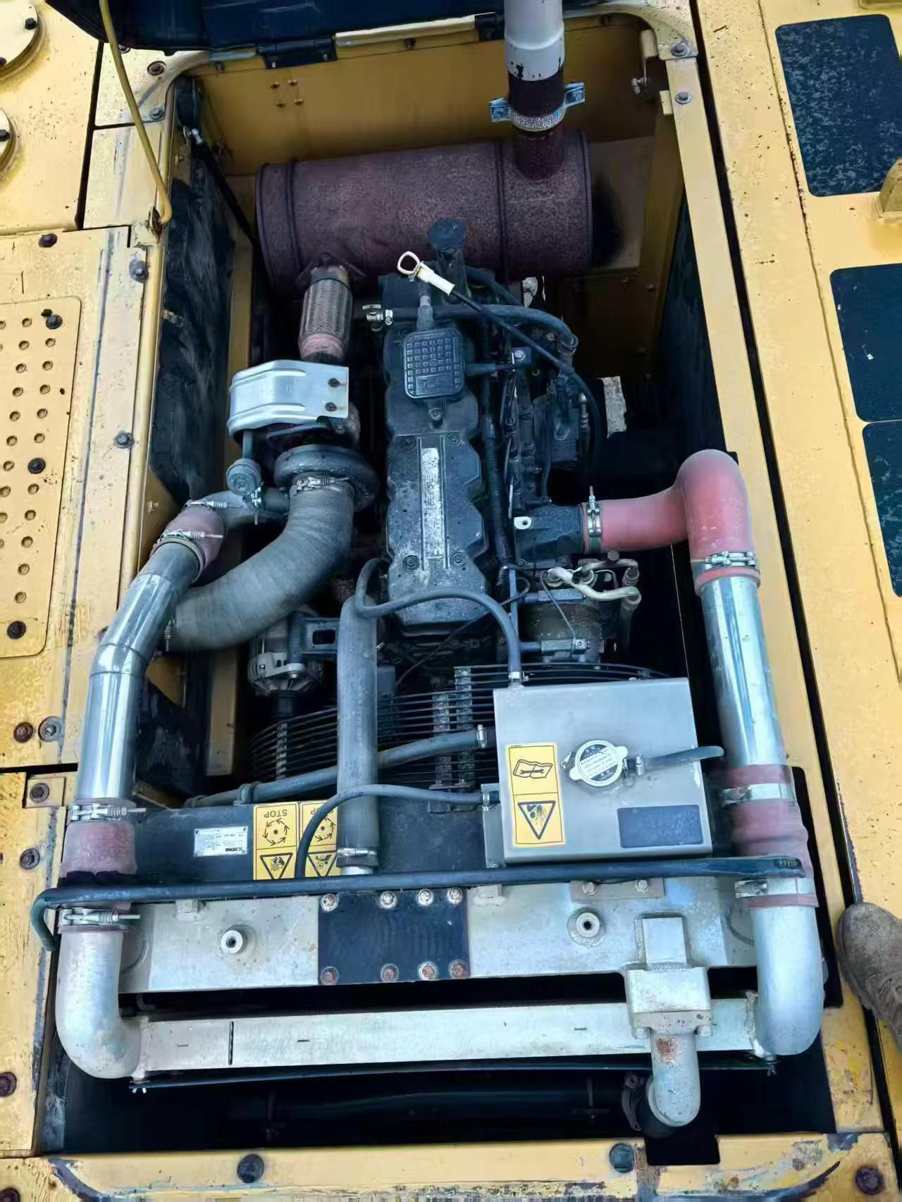 Compre Excavadora XCMG XE305D Usada / 4