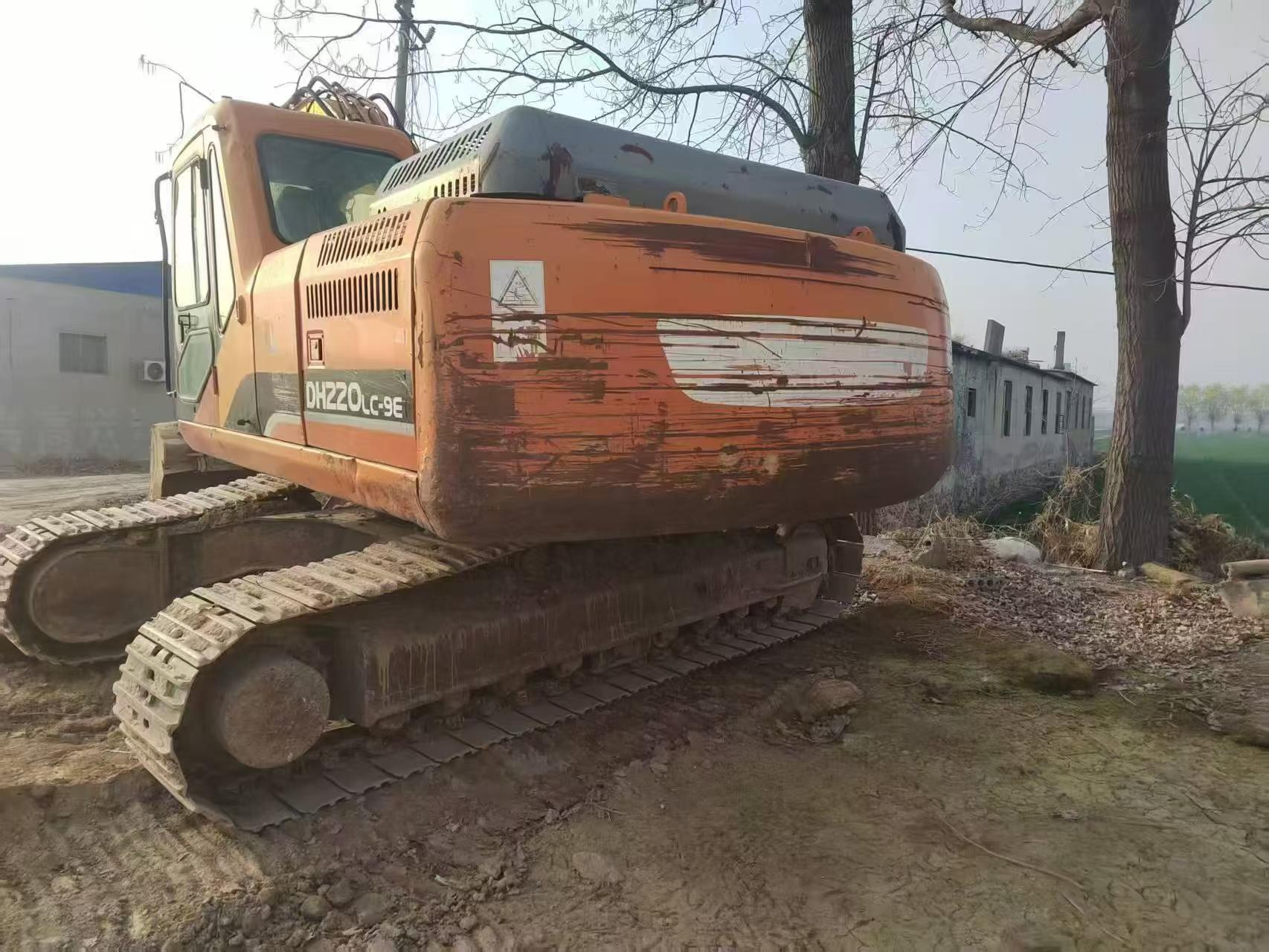 Compre Excavadora Doosan DH220-3 Usada / 3