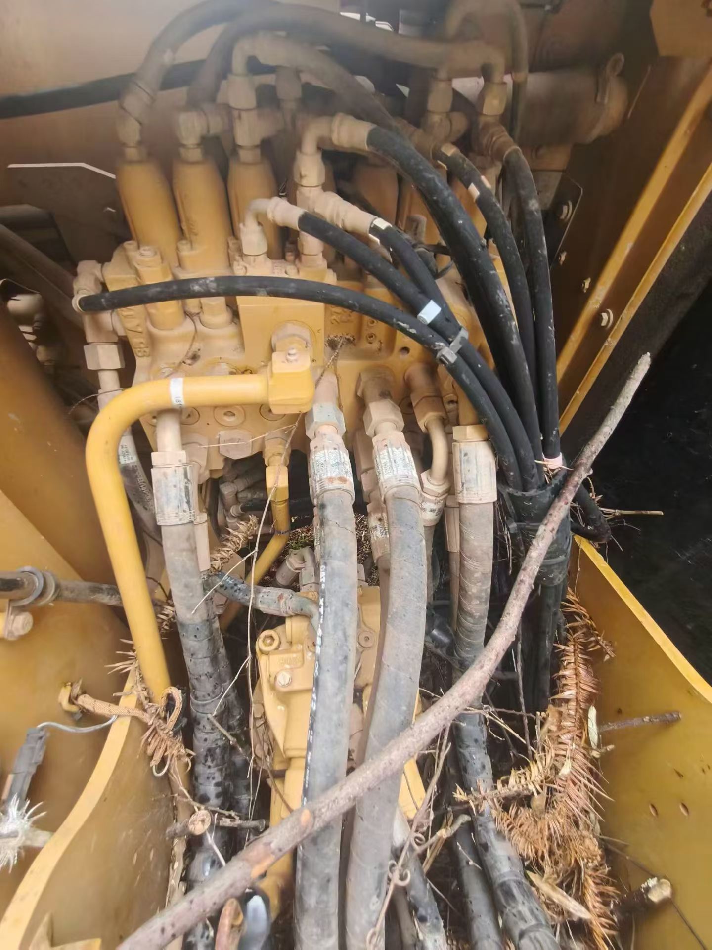 Compre Excavadora Caterpillar 313D Usada / 3