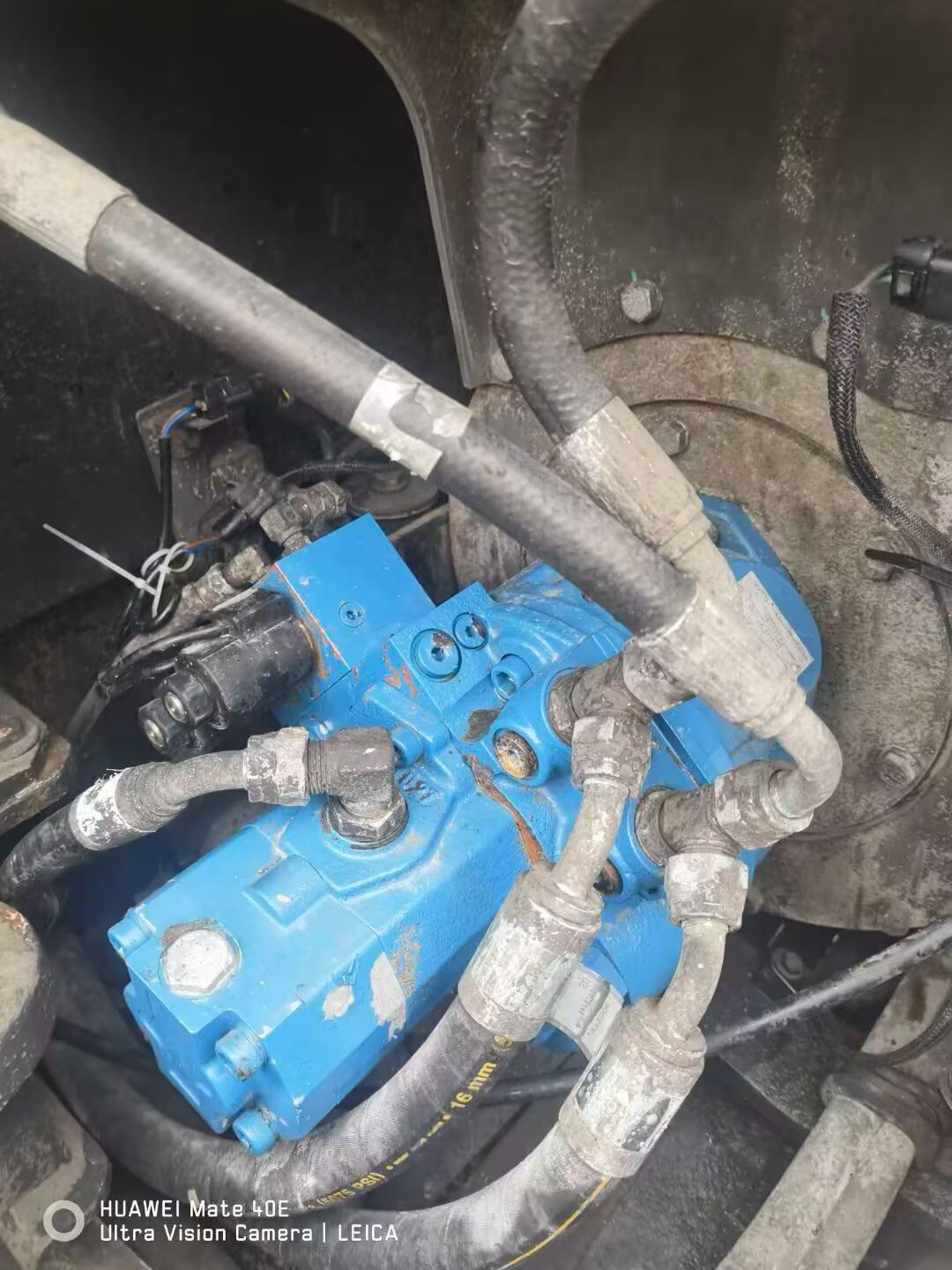شراء حفارة Doosan DH60 مستعملة / 5