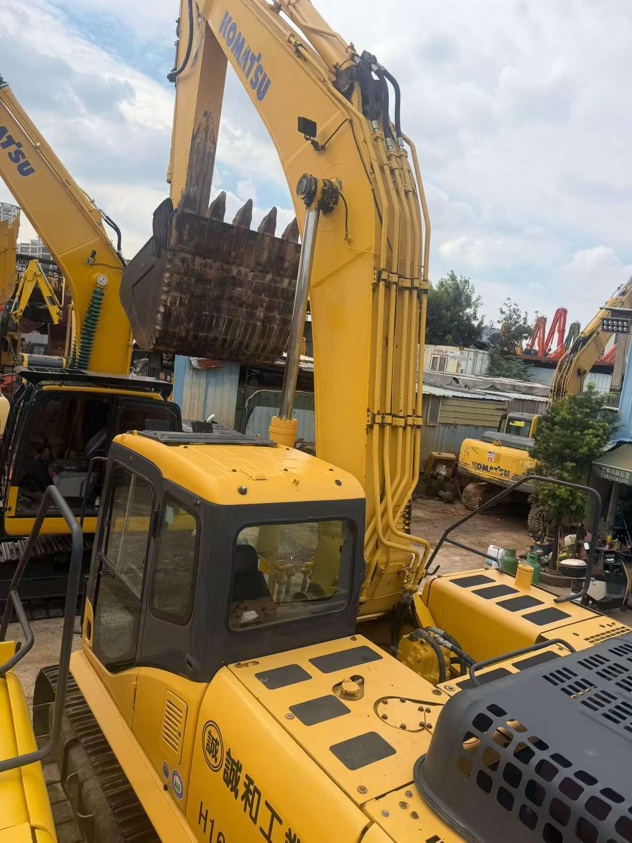 Купить Подержанный Экскаватор Komatsu PC350-7 / 4