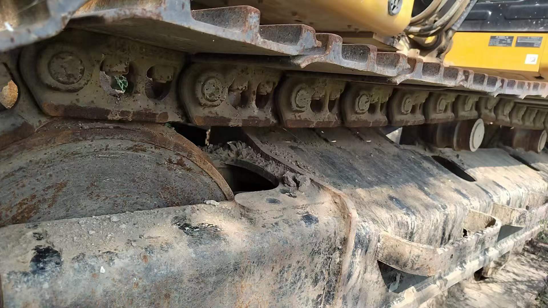 Compre Excavadora Caterpillar 320GC Usada / 4