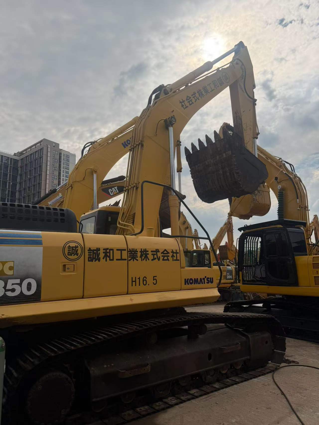 Купить Подержанный Экскаватор Komatsu PC350-7 / 2