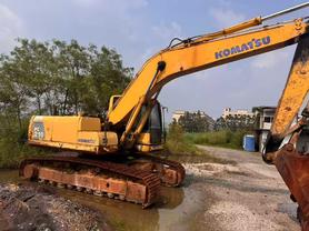 Buy Komatsu PC210LC-8 Used Excavator / 2 Buy Komatsu PC210LC-8 Used Excavator / 2
