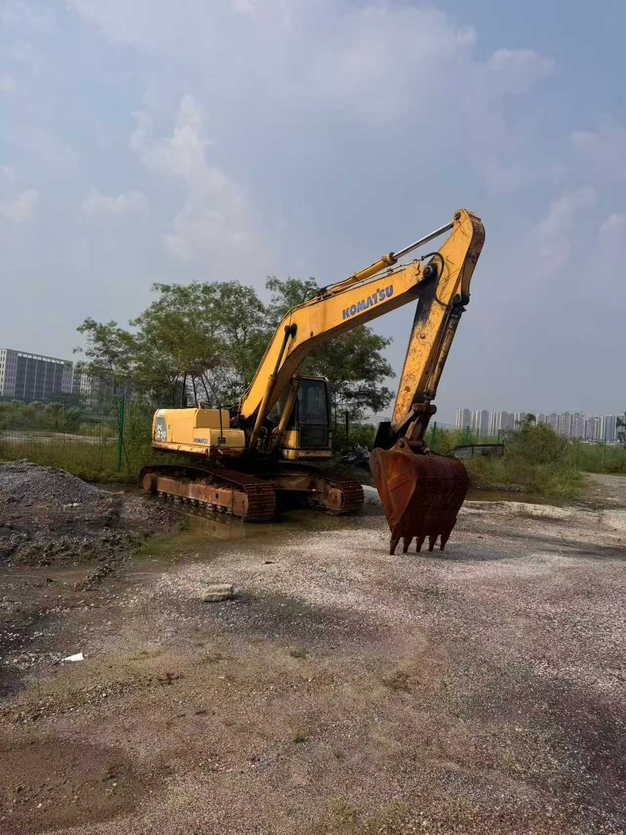 Buy Komatsu PC210LC-8 Used Excavator Buy Komatsu PC210LC-8 Used Excavator
