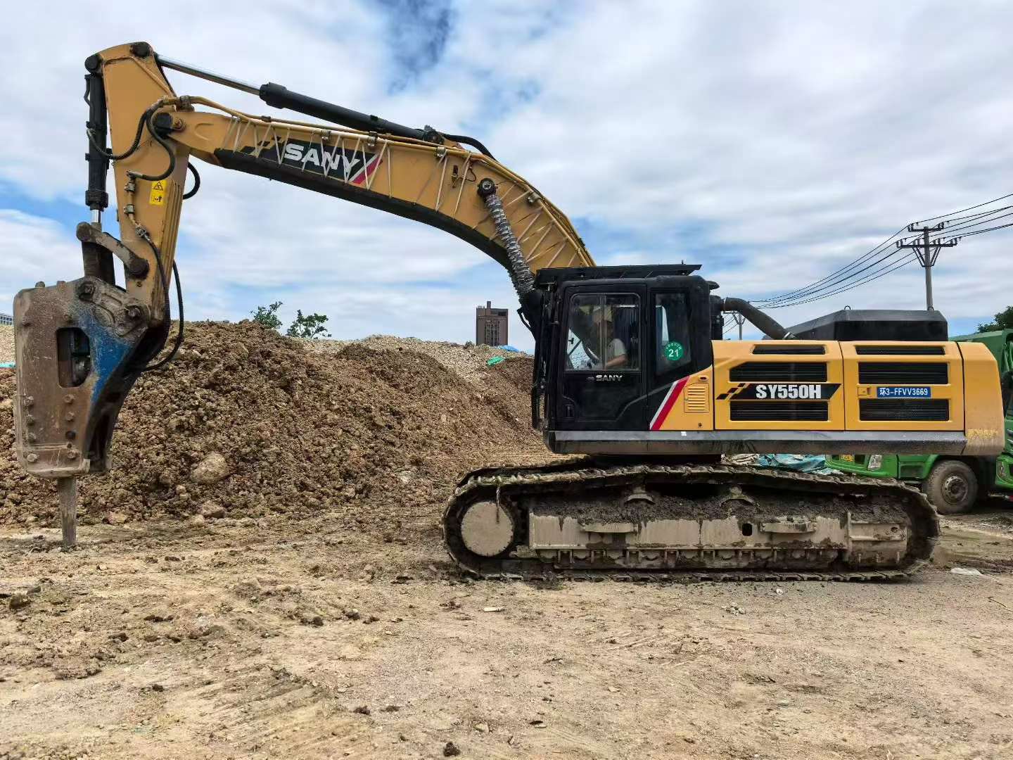Купить Подержанный Экскаватор Sany SY550H / 9