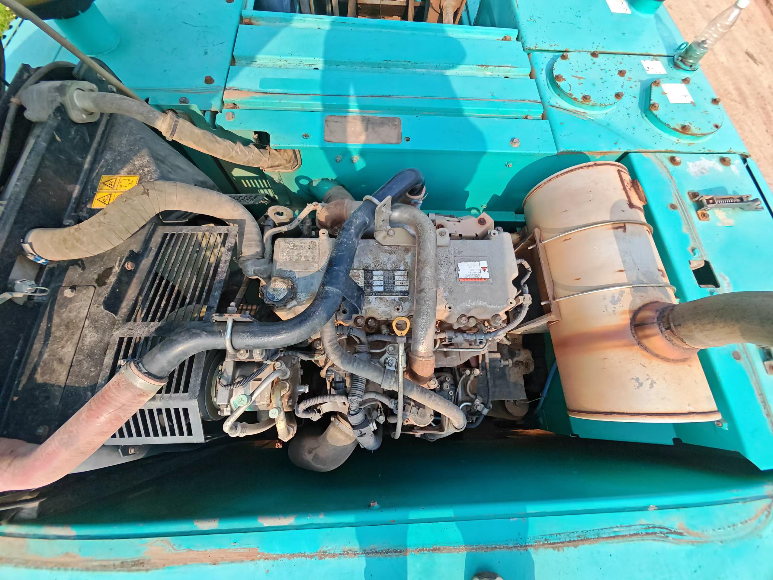 Compre Escavadeira Kobelco SK210 Usada / 2