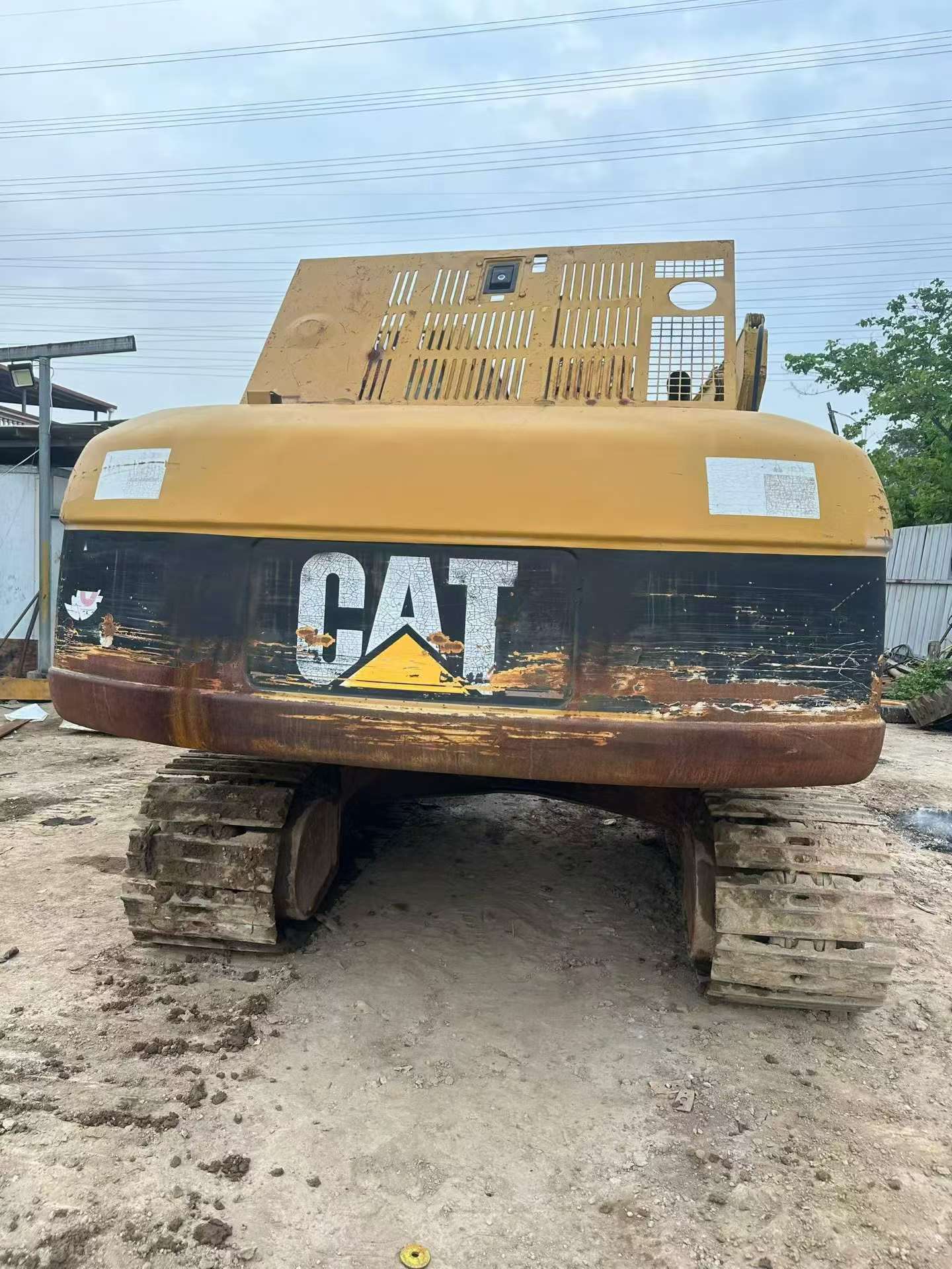 Compre Excavadora Caterpillar 320C Usada / 2