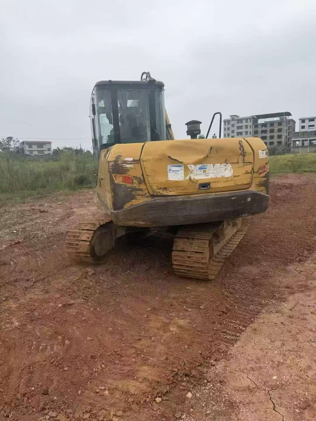 شراء حفارة XCMG XE75C مستعملة / 2