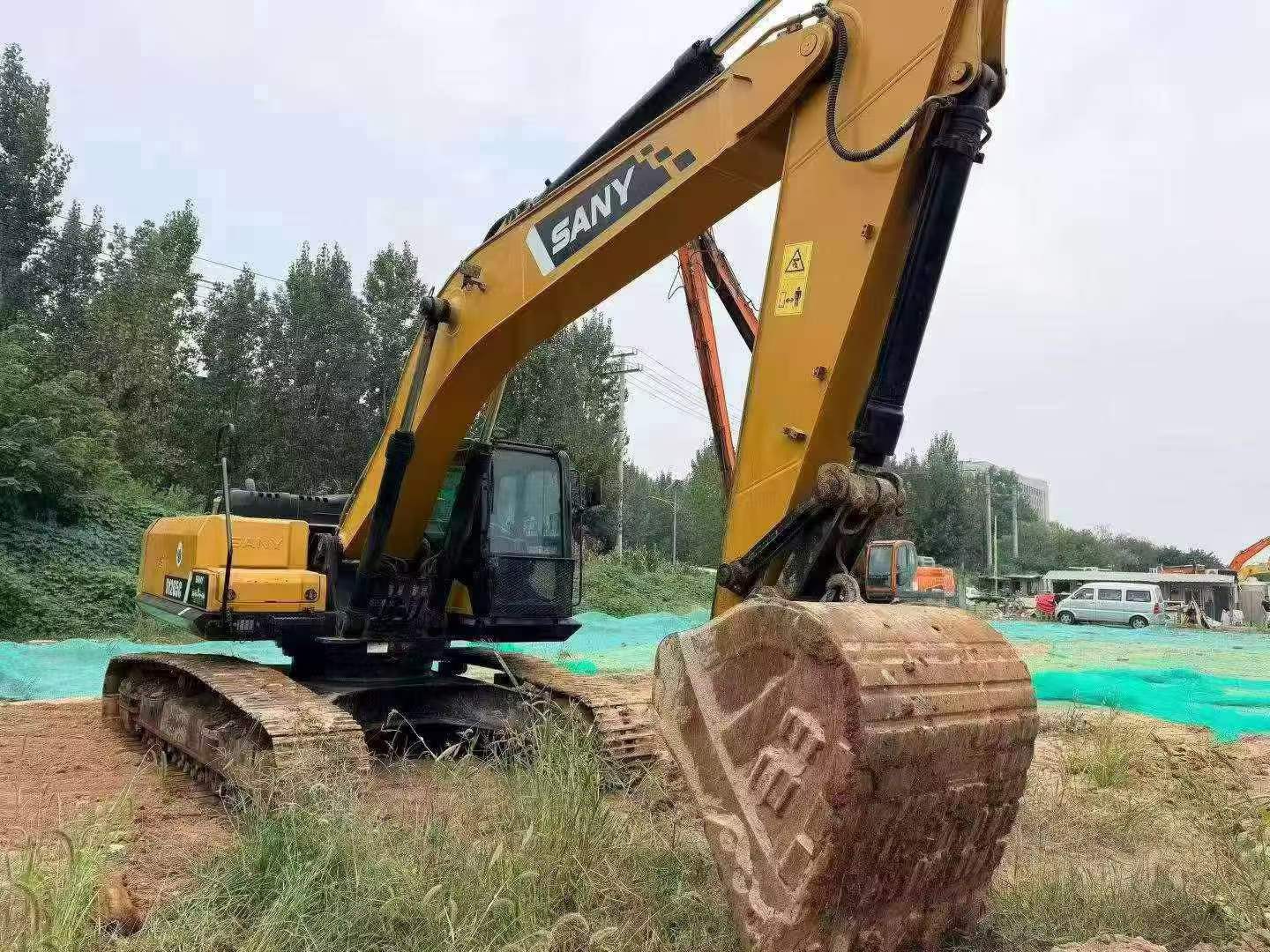 Купить Подержанный Экскаватор Sany SY265C / 3