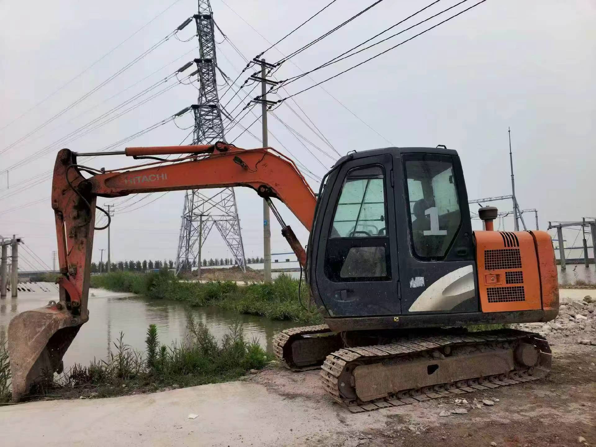 Buy Hitachi EX60-5 Used Excavator / 9 Buy Hitachi EX60-5 Used Excavator / 9