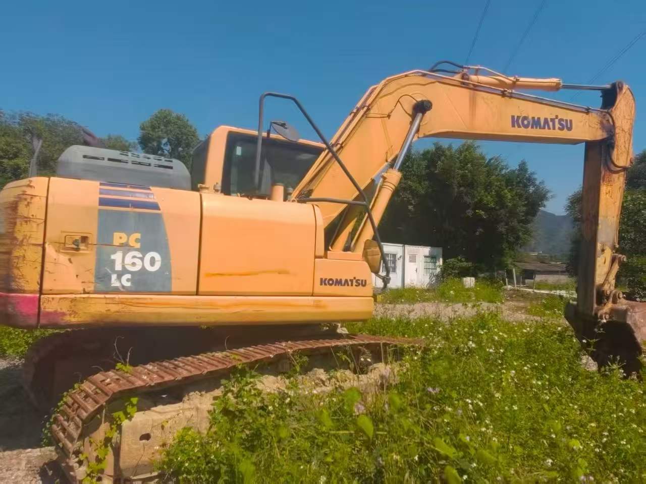 Buy Komatsu PC160-6 Used Excavator