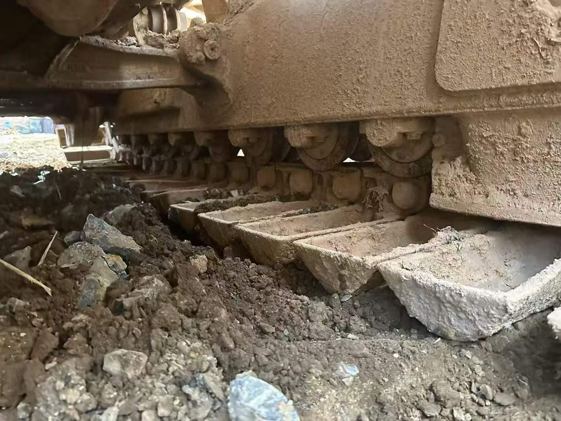 Купить Подержанный Экскаватор Komatsu PC15R-8 / 7