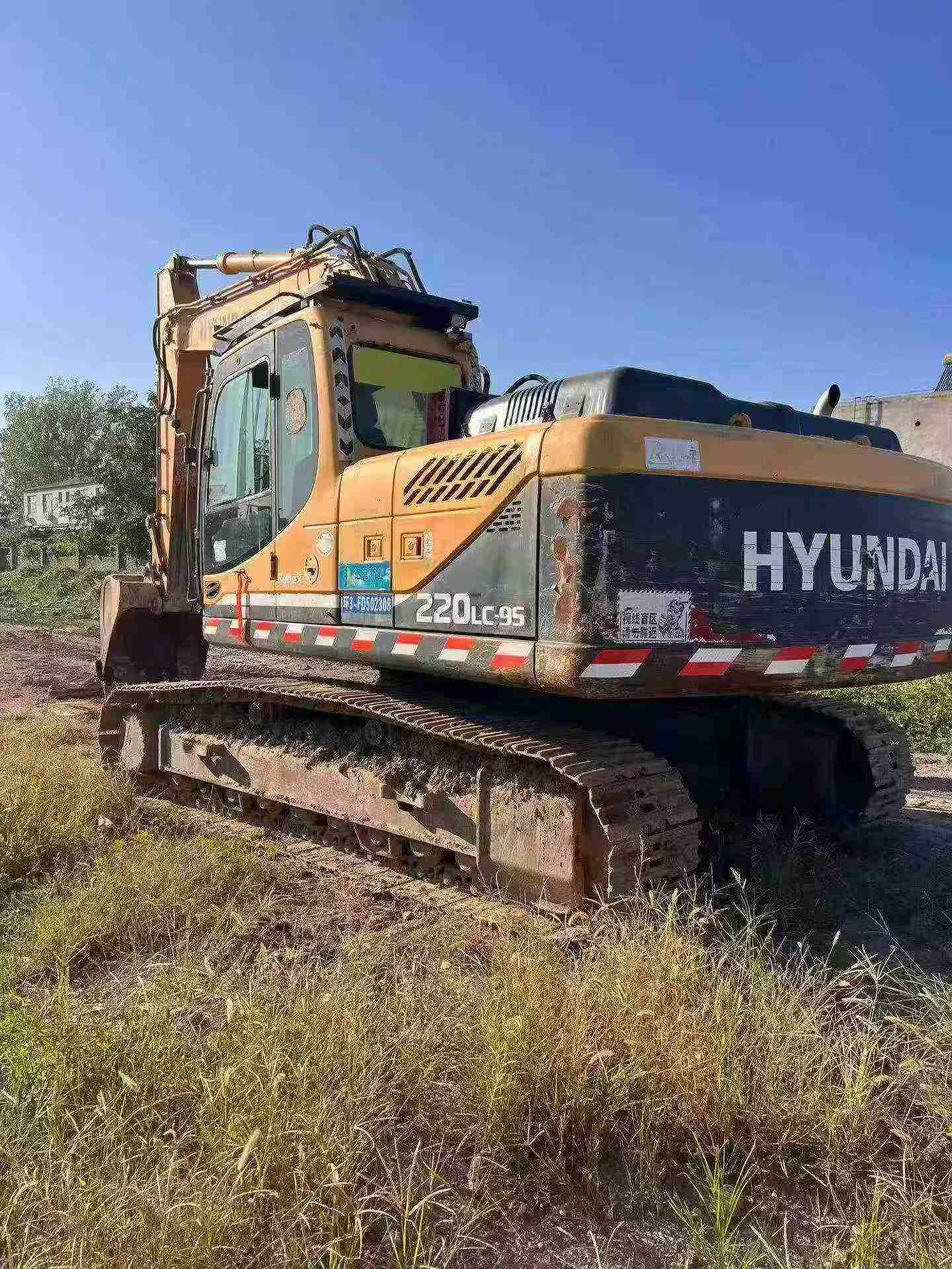 Compre Excavadora Hyundai 220LC Usada / 5
