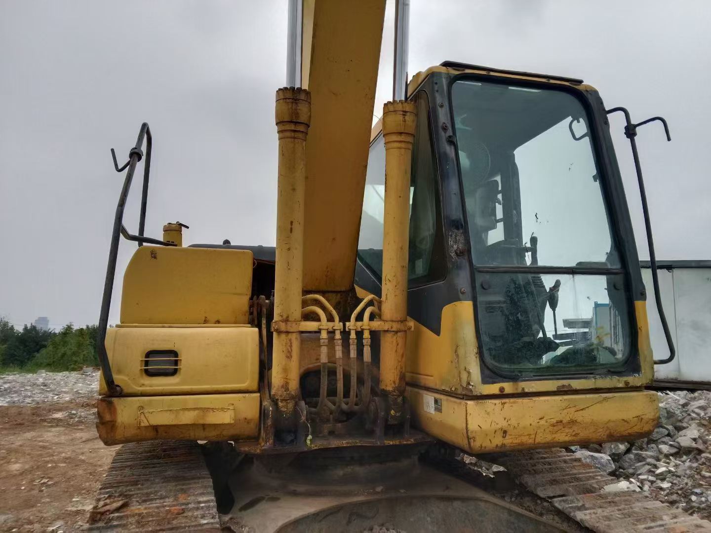 Compre Excavadora Komatsu PC160-7 Usada / 6