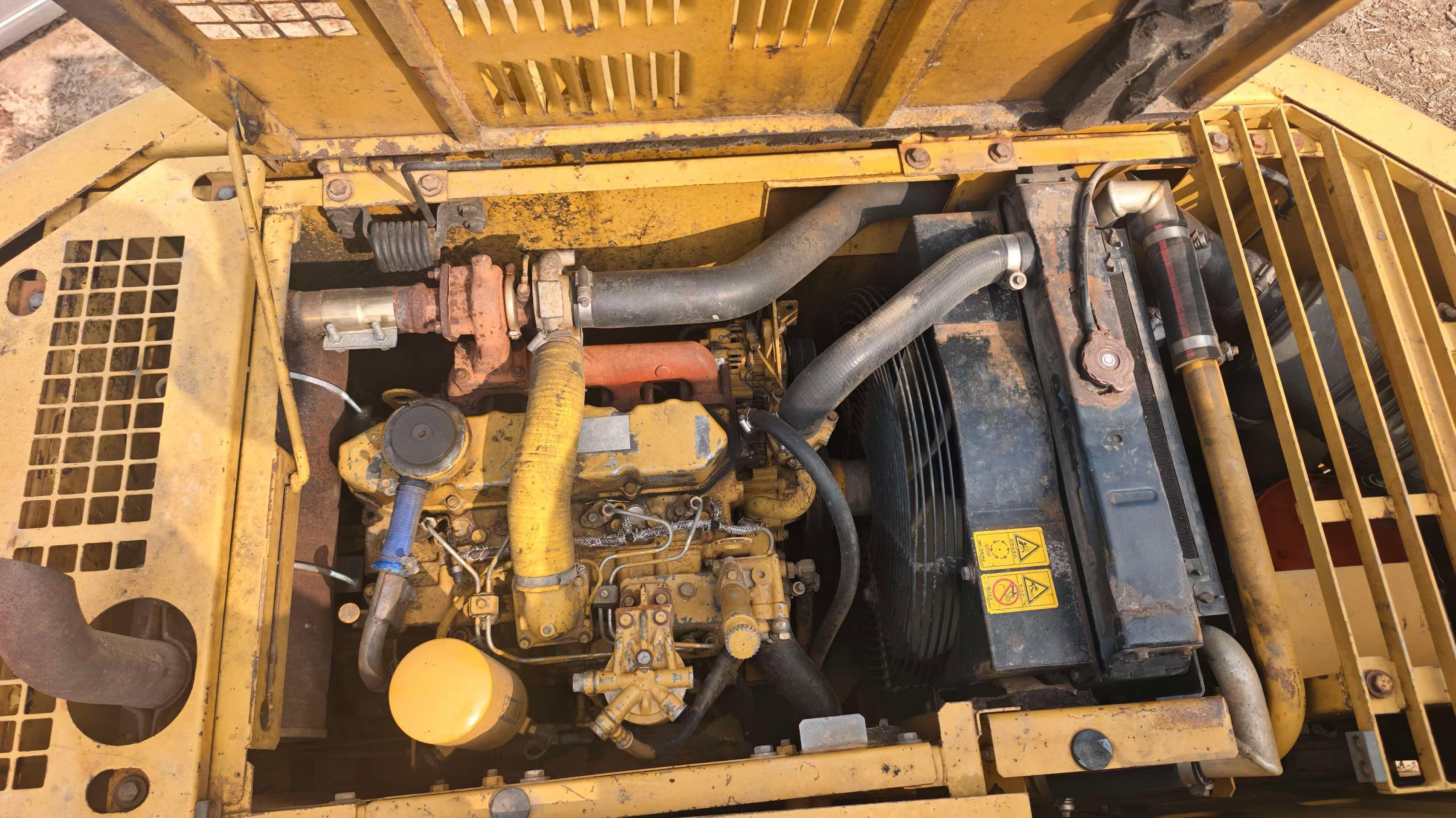 Compre Excavadora Caterpillar 311C Usada / 5