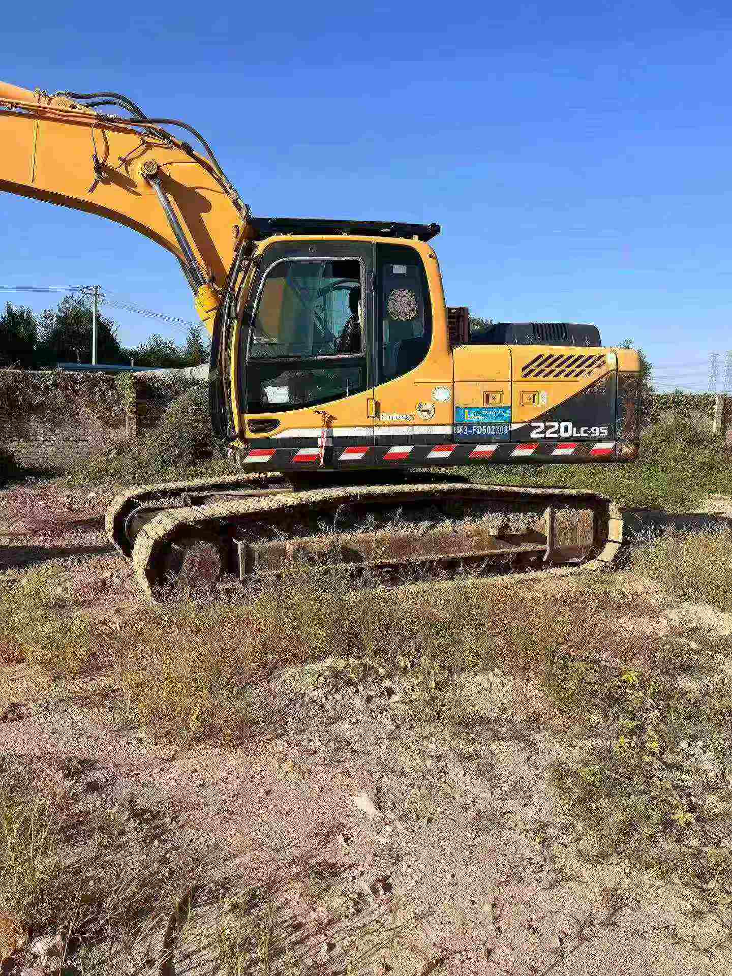 Comprar Hyundai 220LC Usado Excavadora