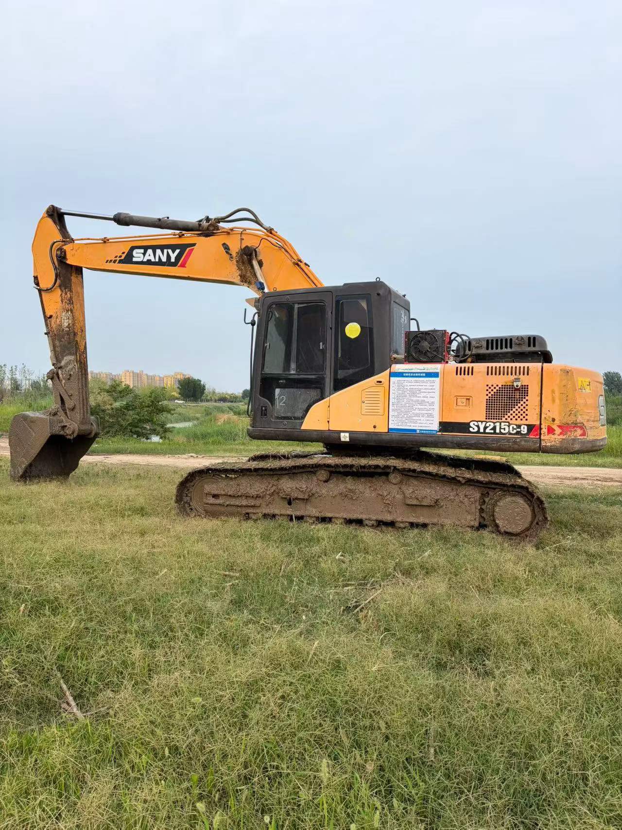 Buy Sany SY215C-8 Used Excavator / 7 Buy Sany SY215C-8 Used Excavator / 7