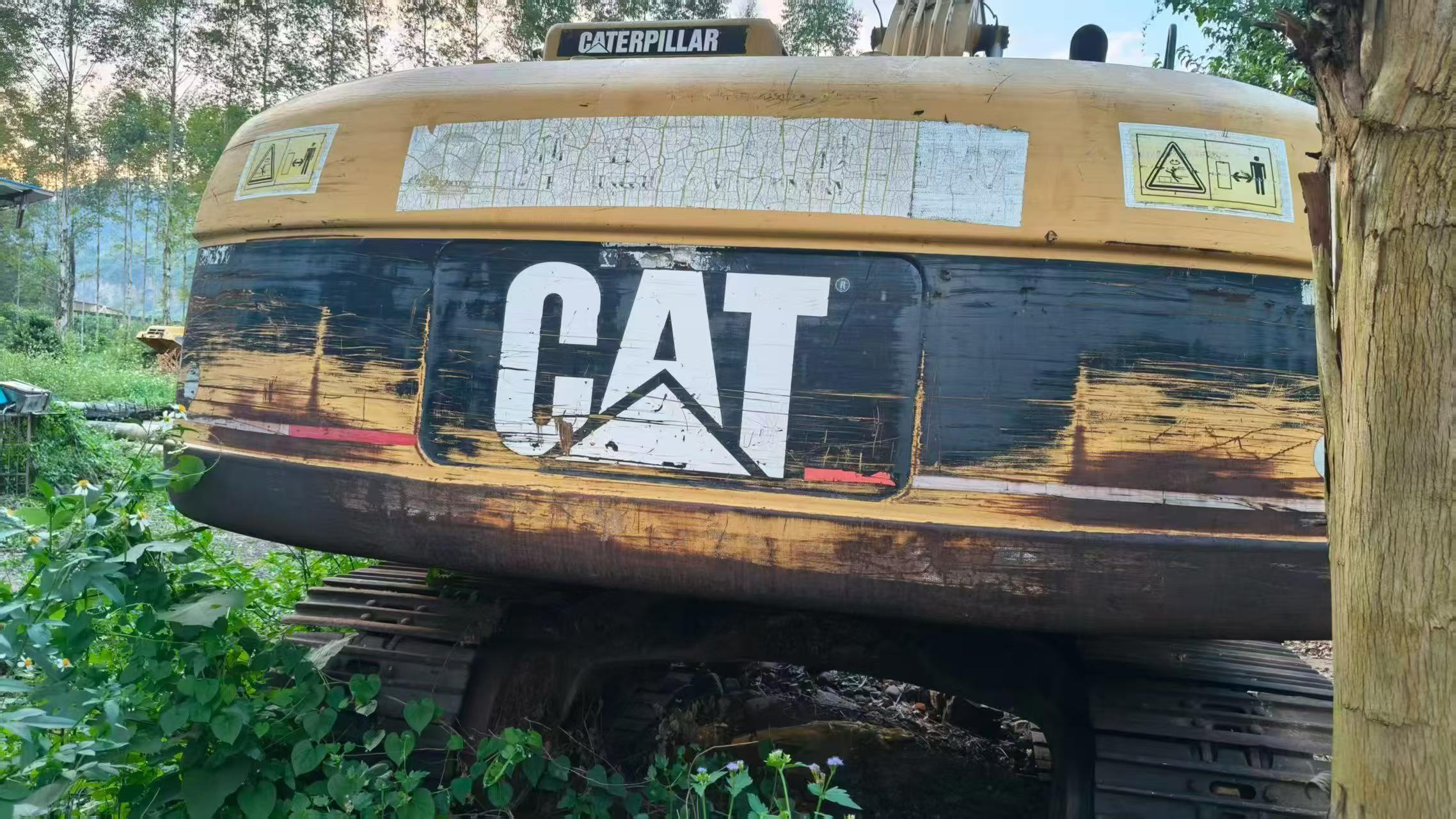 Compre Excavadora Caterpillar 320C Usada / 2