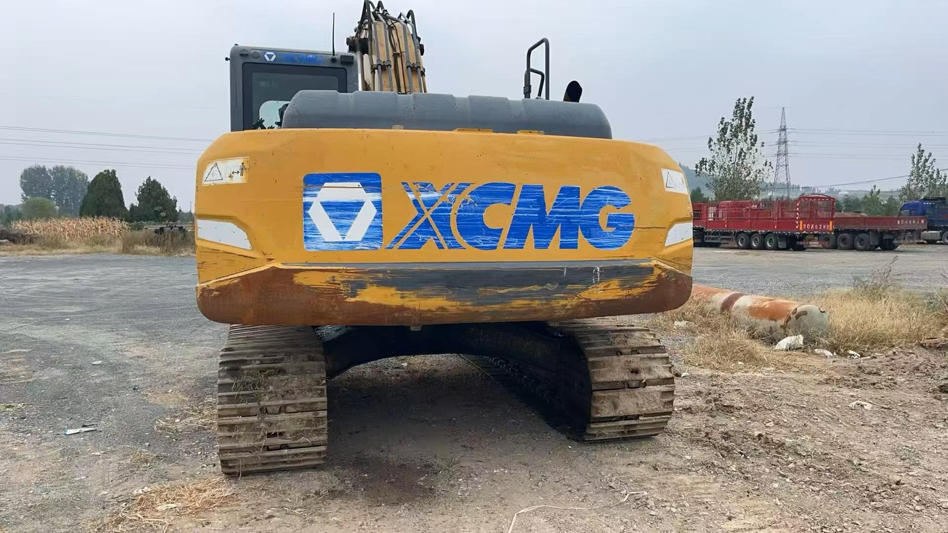 Compre Excavadora XCMG XE200 Usada / 2