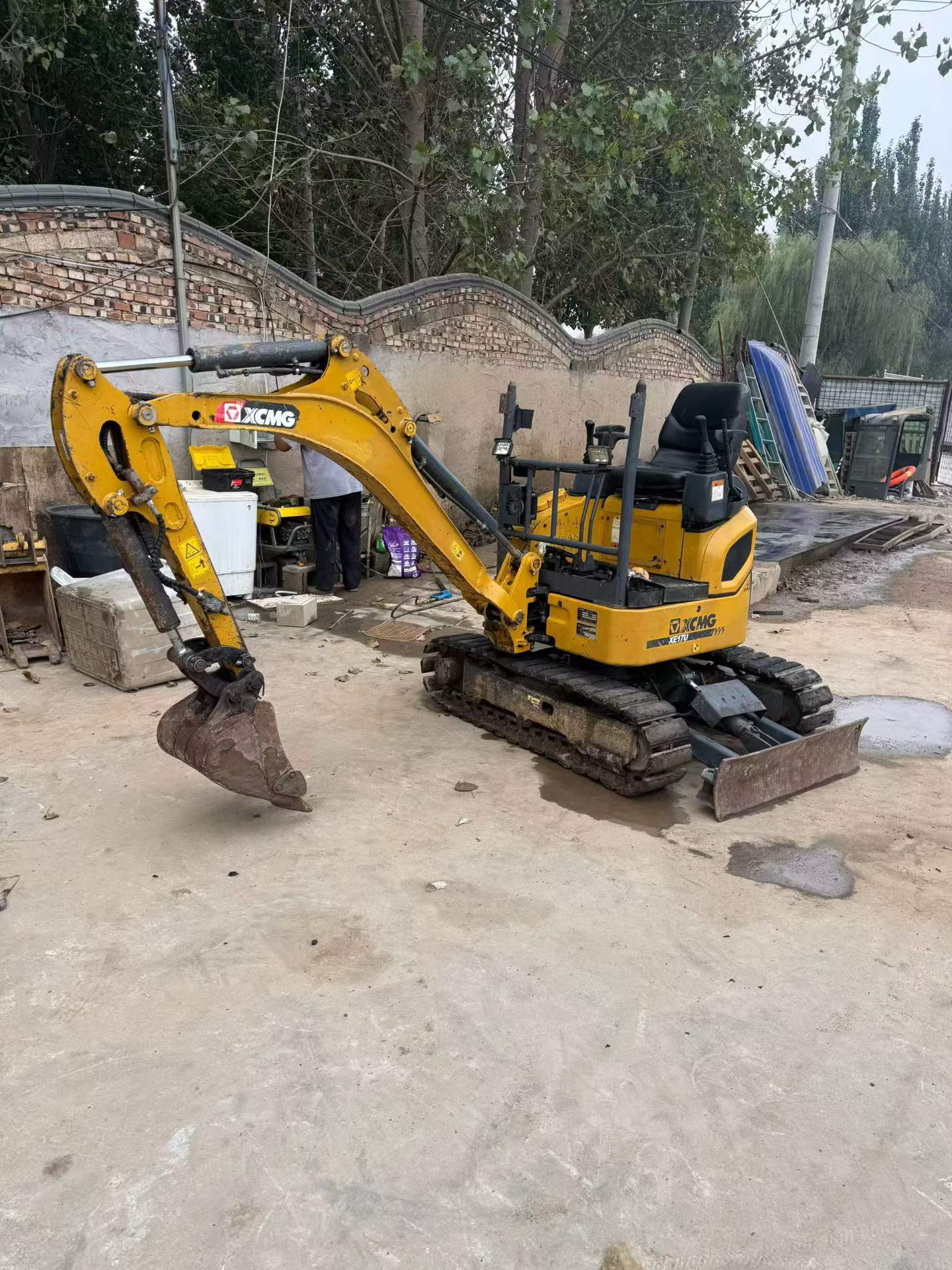 Comprar XCMG XE17U Usado Escavadeira