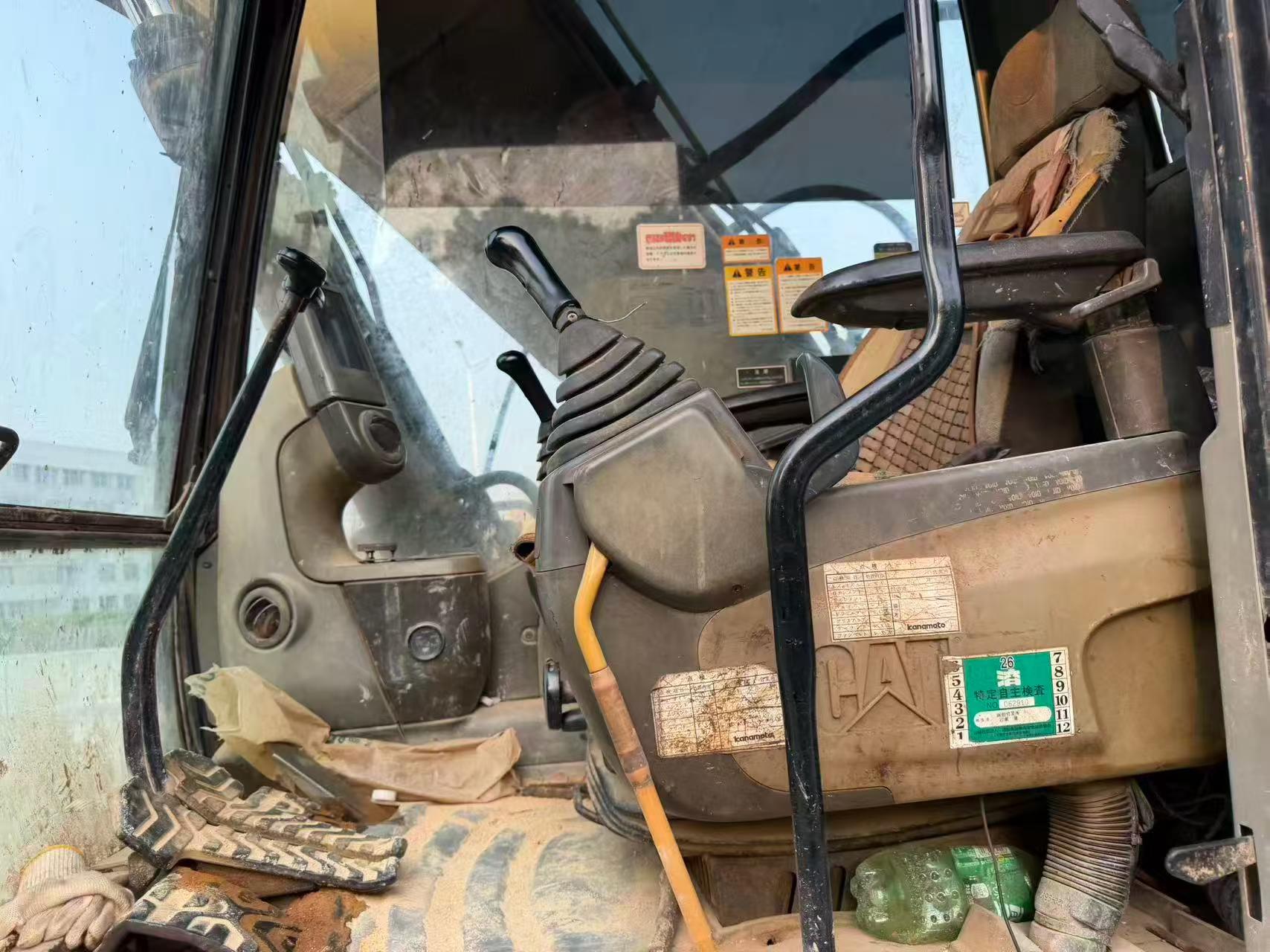 Buy Caterpillar 320D Used Excavator / 5
