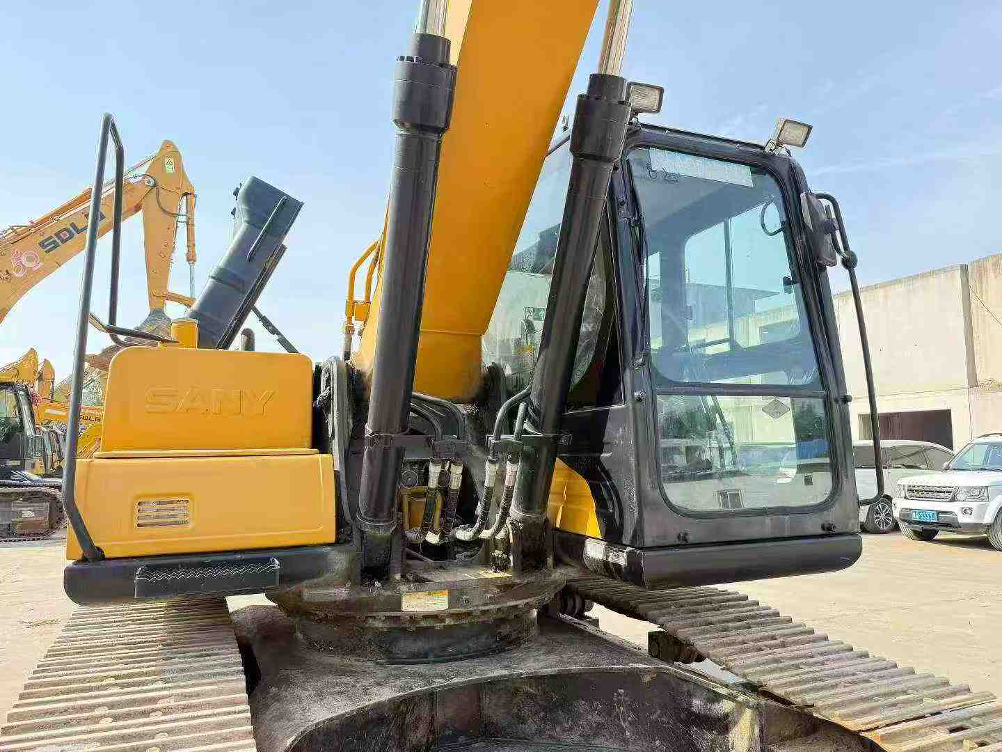 شراء حفارة Sany SY205C مستعملة / 3