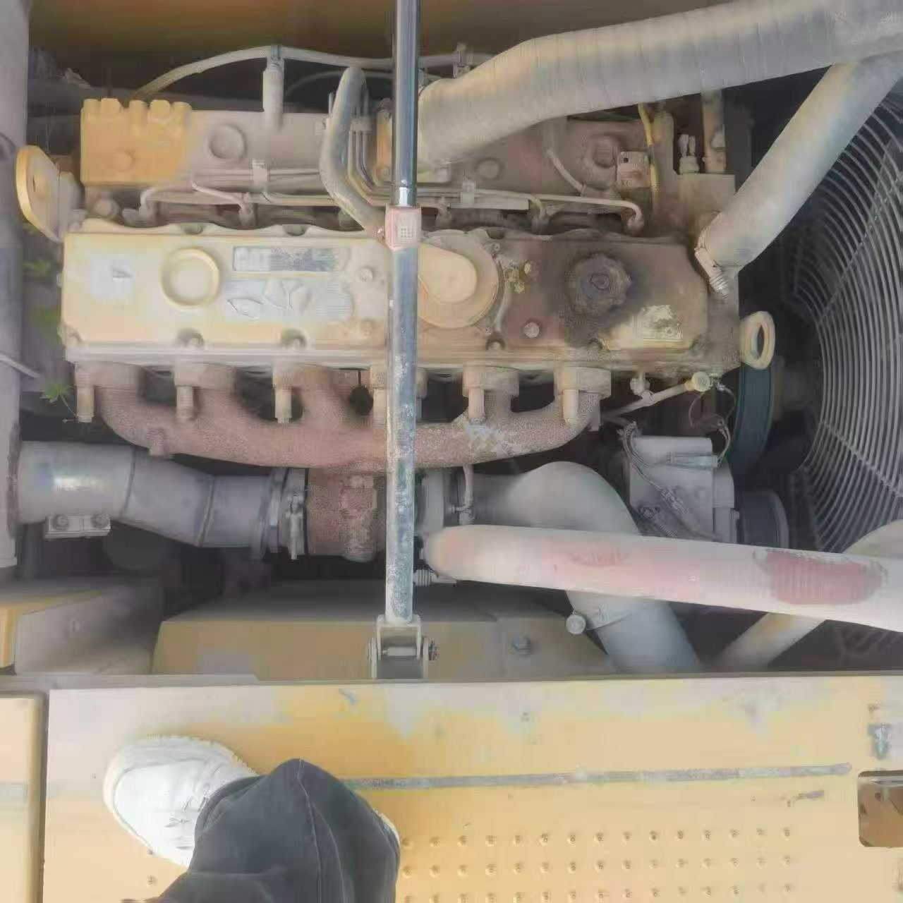 شراء Caterpillar 320D مستعمل حفارة