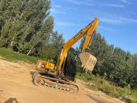 Купить Подержанный Экскаватор Sany SY135 / 4 Купить Подержанный Экскаватор Sany SY135 / 4