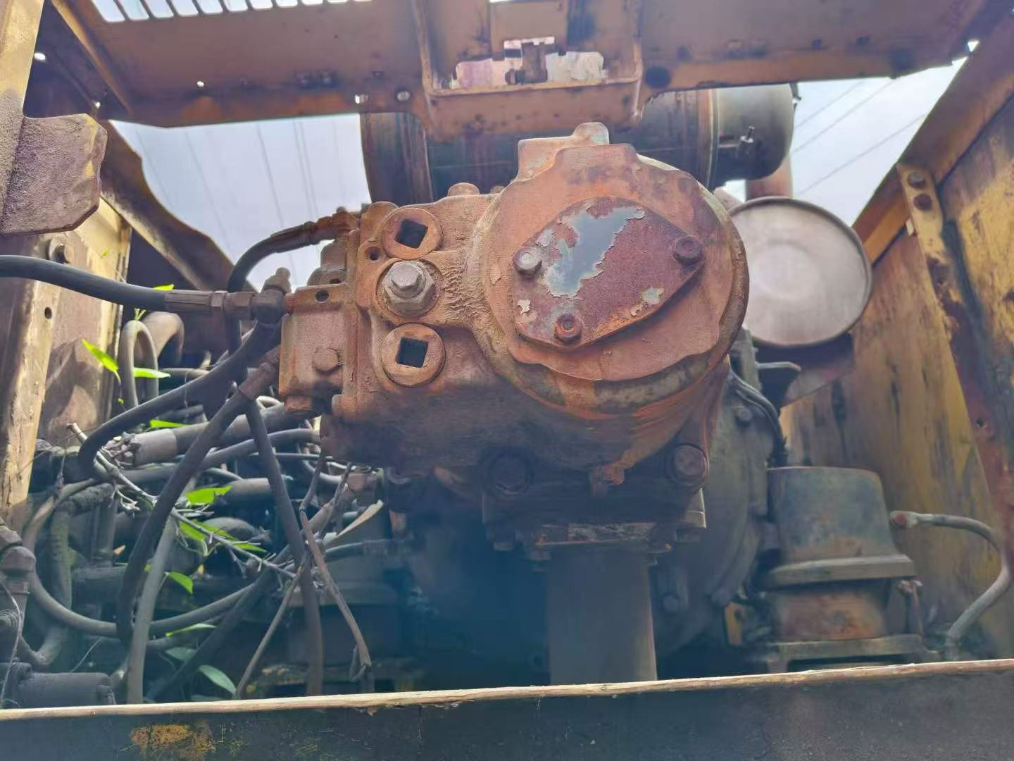 Compre Escavadeira Komatsu PC400-6 Usada / 5