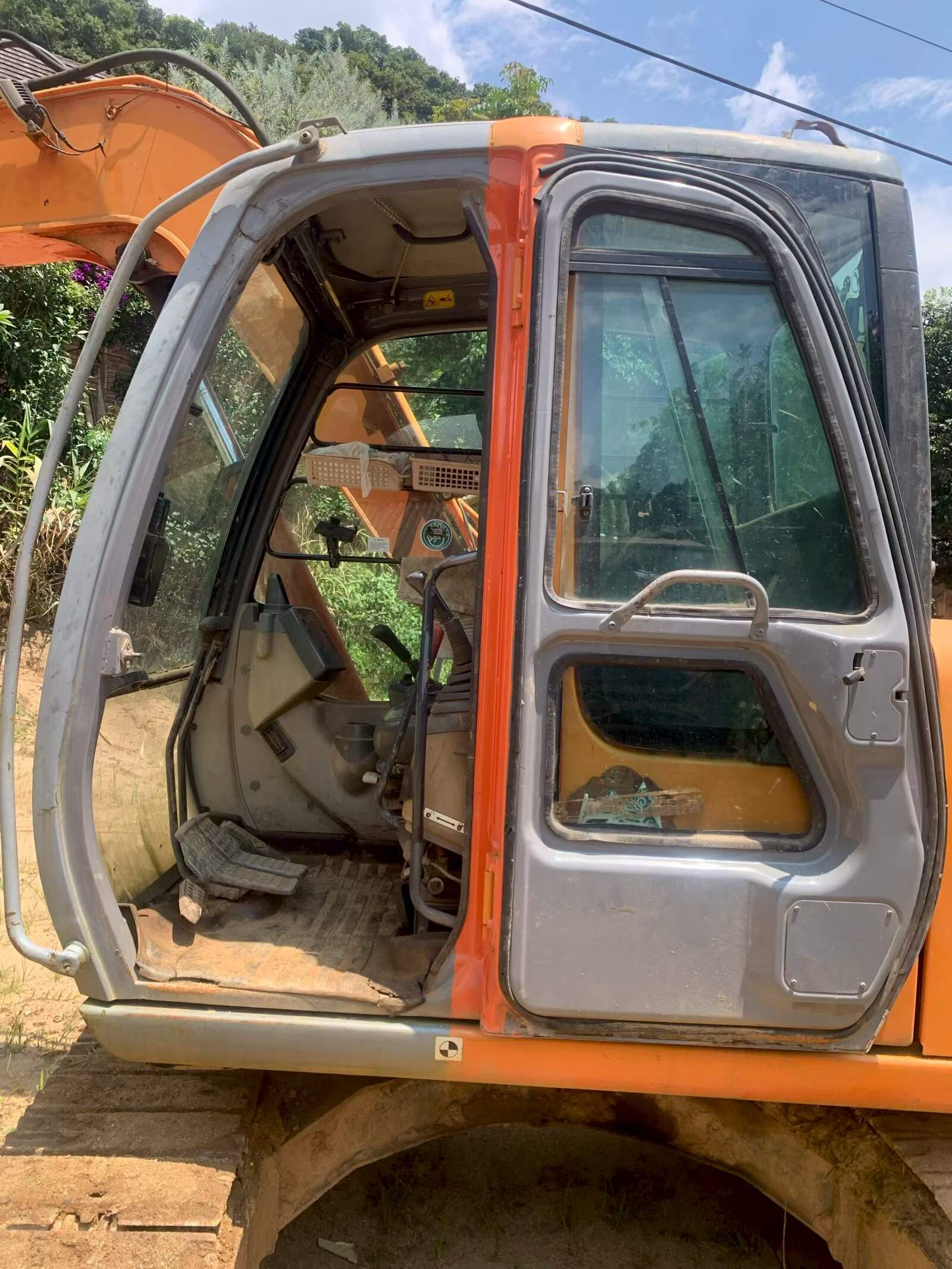شراء حفارة Hitachi EX70 مستعملة / 3 شراء حفارة Hitachi EX70 مستعملة / 3