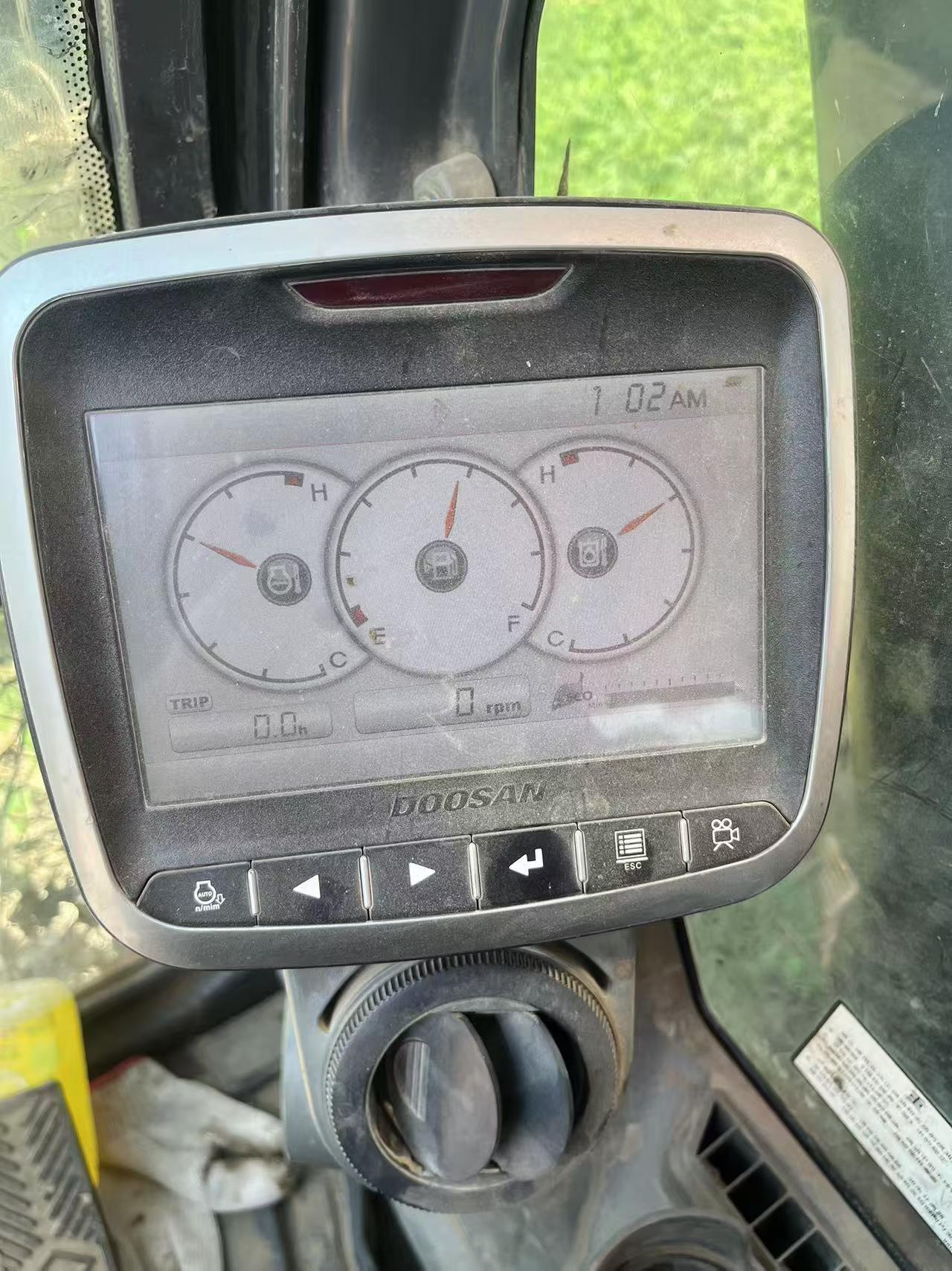 Buy Doosan DH215-7 Used Excavator / 5