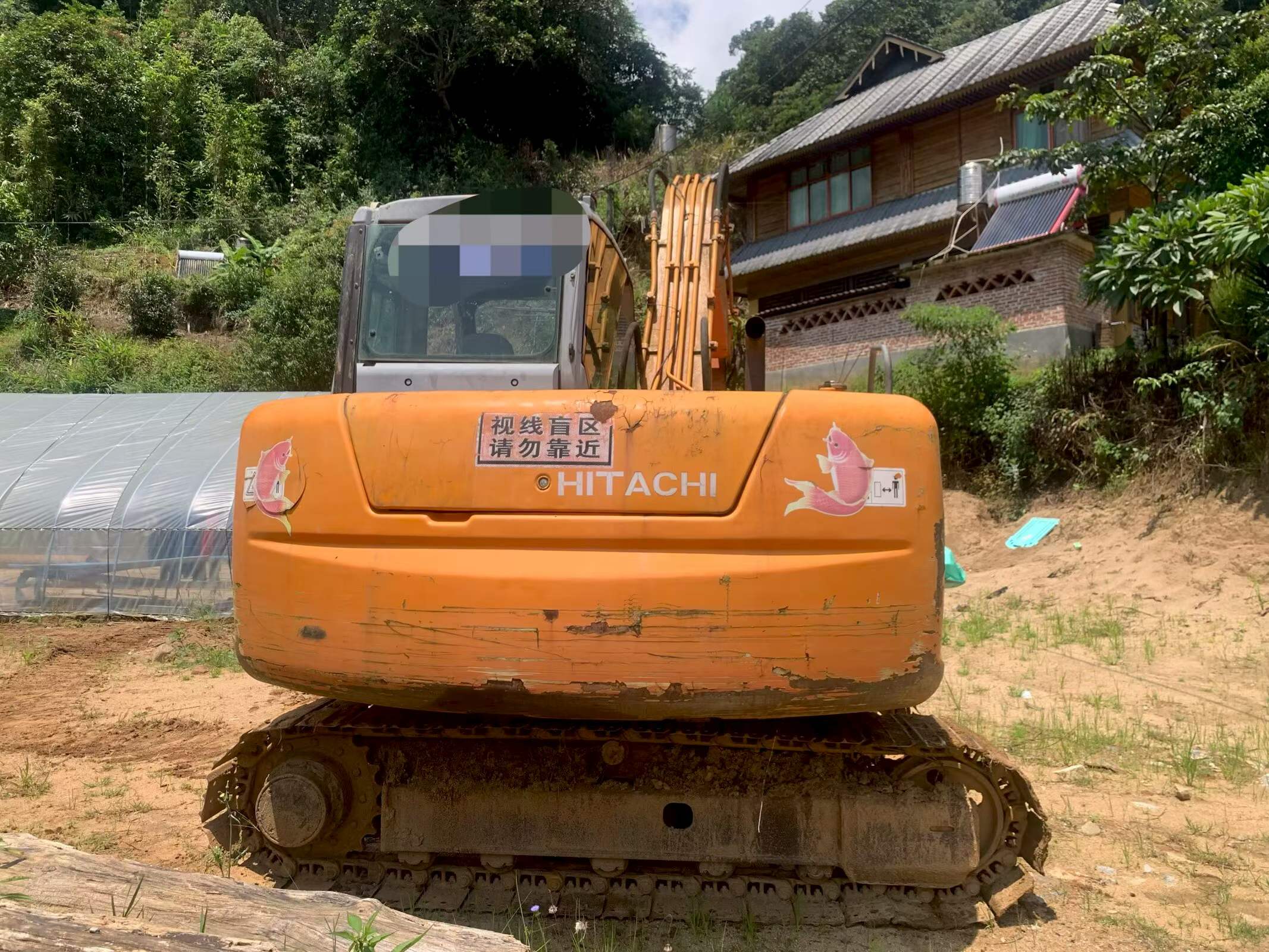 شراء حفارة Hitachi EX70 مستعملة / 2 شراء حفارة Hitachi EX70 مستعملة / 2