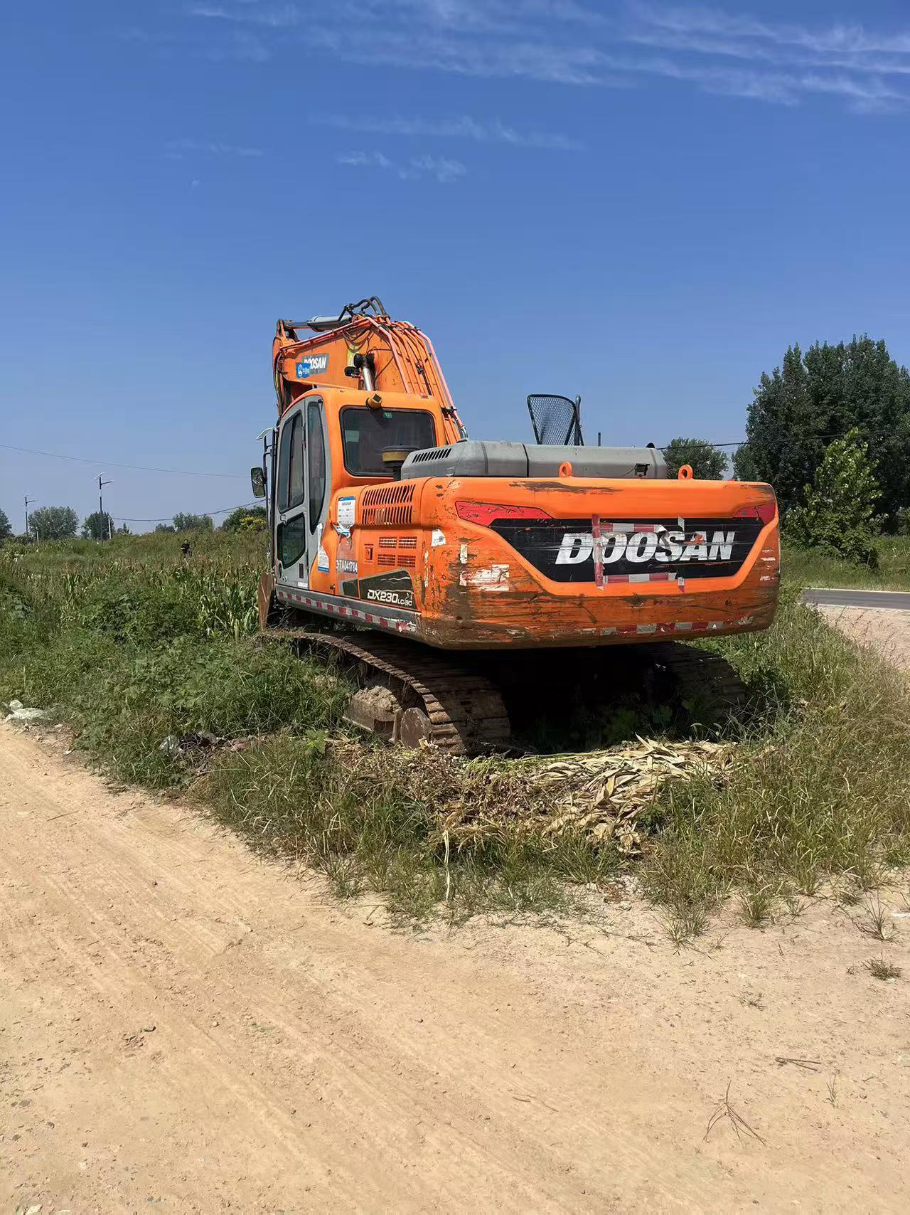Buy Doosan DH215-7 Used Excavator