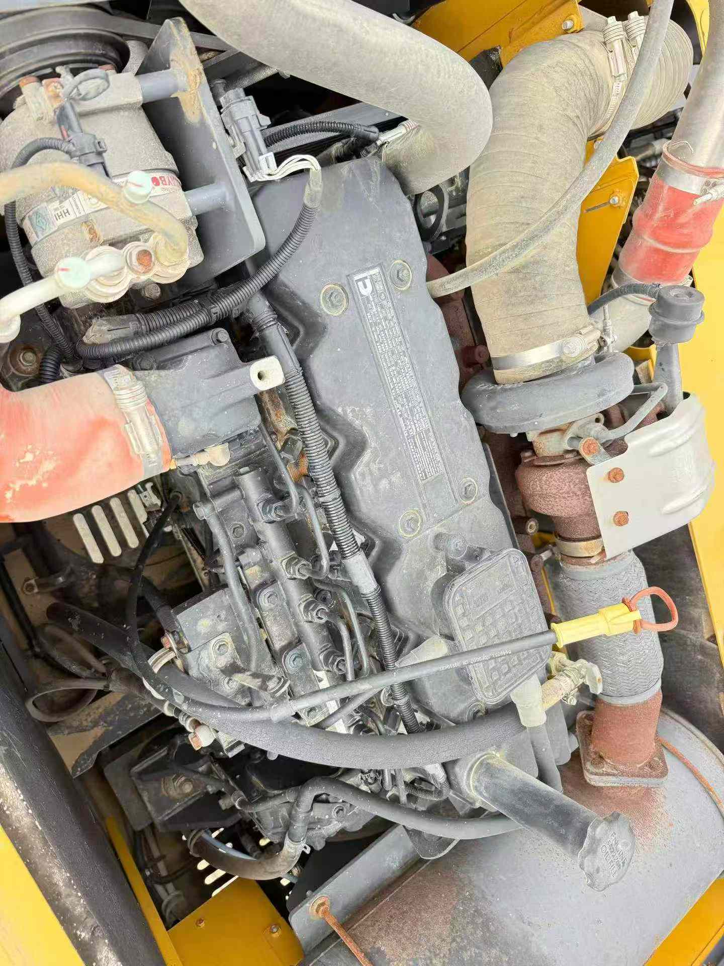 Compre Excavadora XCMG XE215 Usada / 7