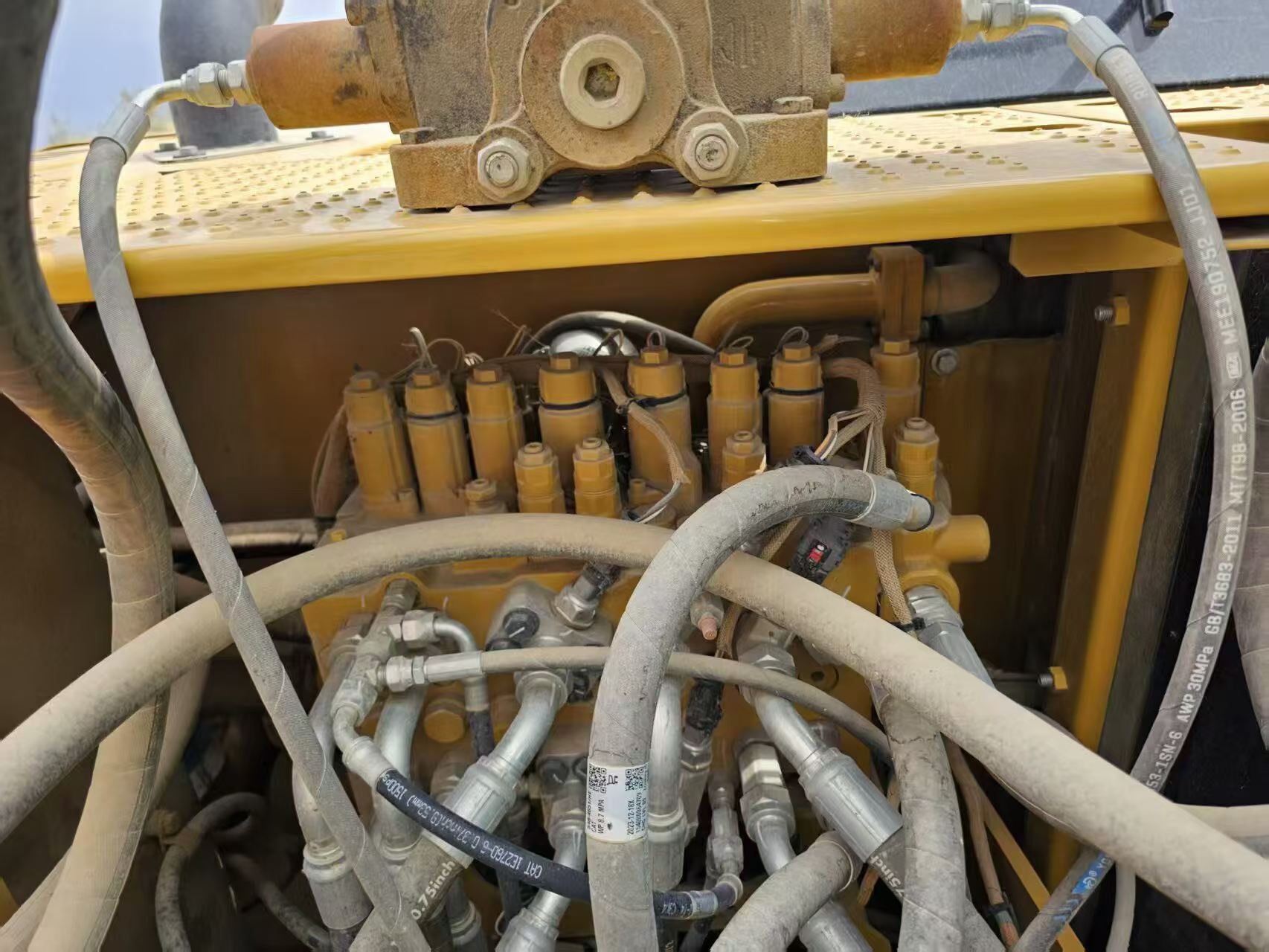 Acheter Pelle Caterpillar 307B d'occasion / 2 Acheter Pelle Caterpillar 307B d'occasion / 2