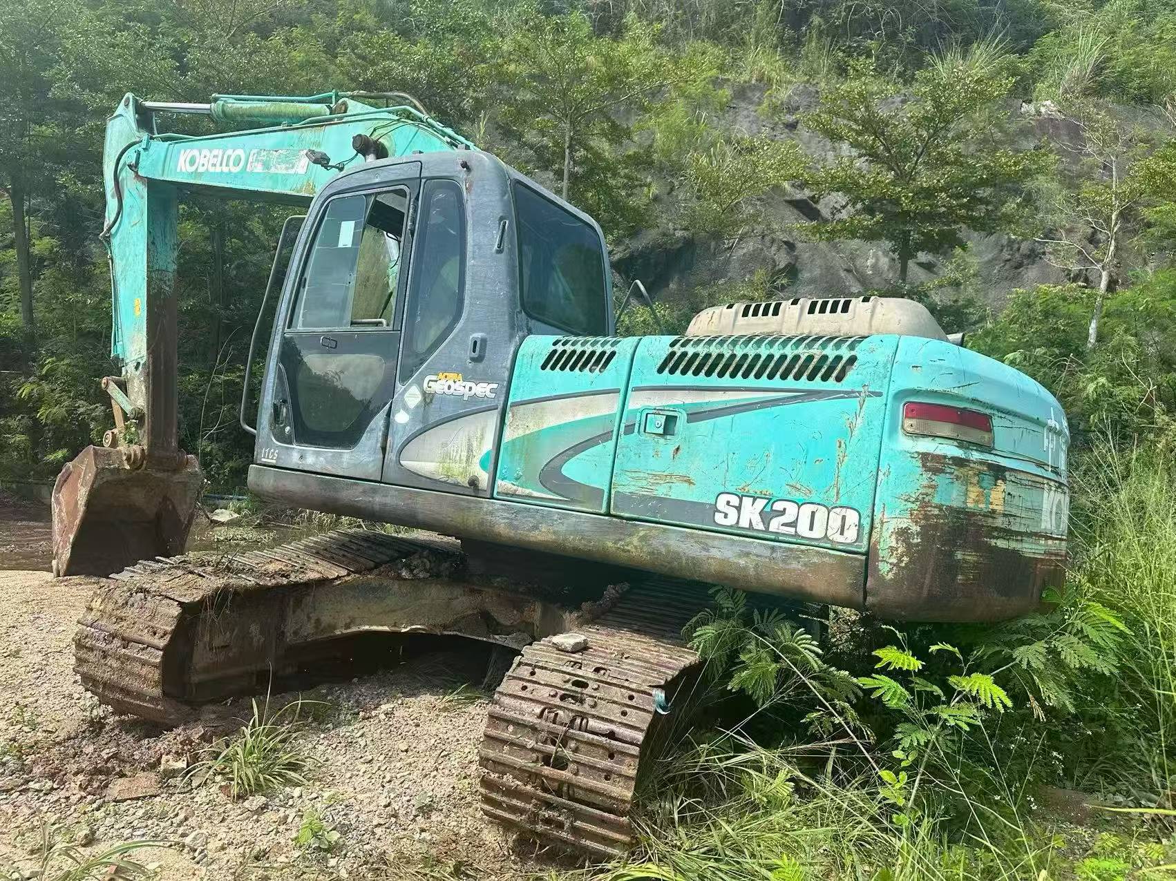 Acheter Kobelco SK200-11 D'occasion Pelle