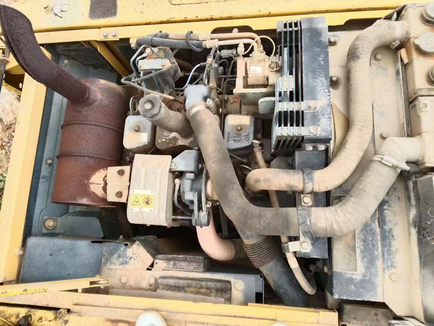 Compre Excavadora Komatsu PC160-7 Usada / 4