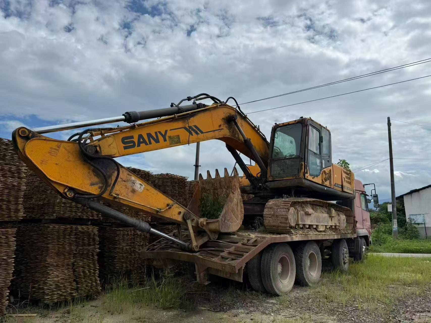 Купить Подержанный Экскаватор Sany SY195C / 2
