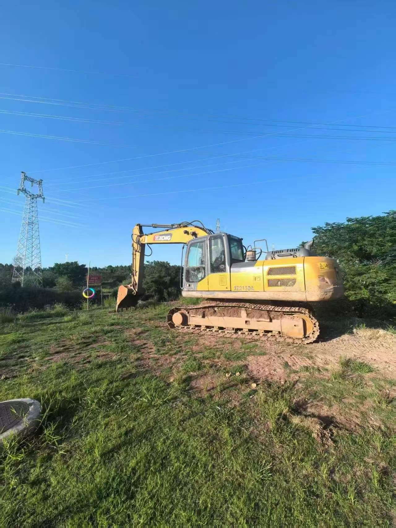 Compre Excavadora XCMG XE200 Usada / 4
