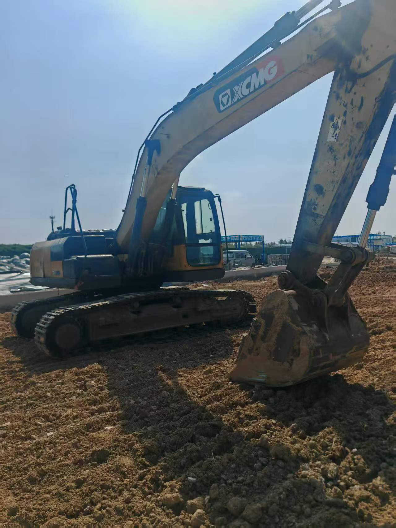 Compre Excavadora XCMG XE200 Usada / 9