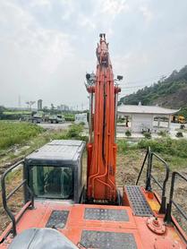 Buy Hitachi ZX200C-6A Used Excavator / 9 Buy Hitachi ZX200C-6A Used Excavator / 9