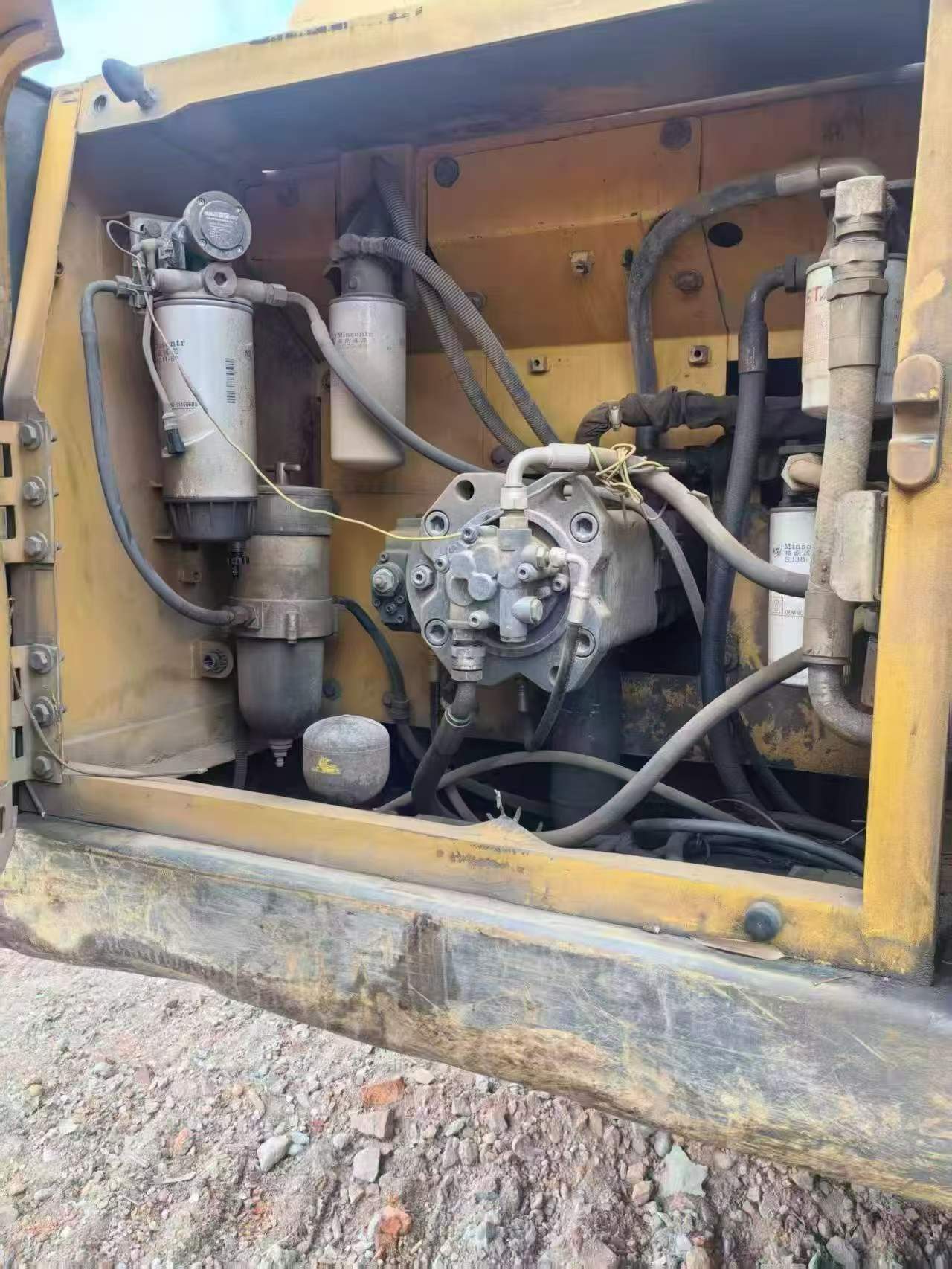 Купить Подержанный Экскаватор Volvo EC210B / 8