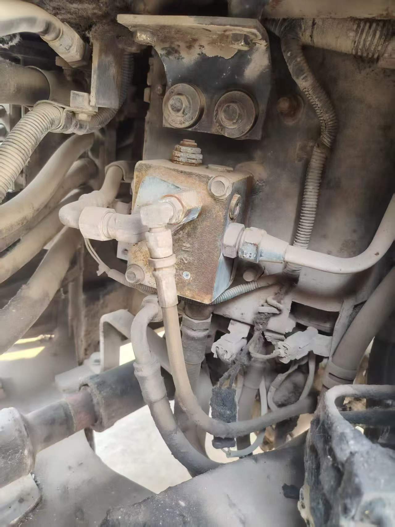 Compre Escavadeira Komatsu WA380-3 Usada / 3