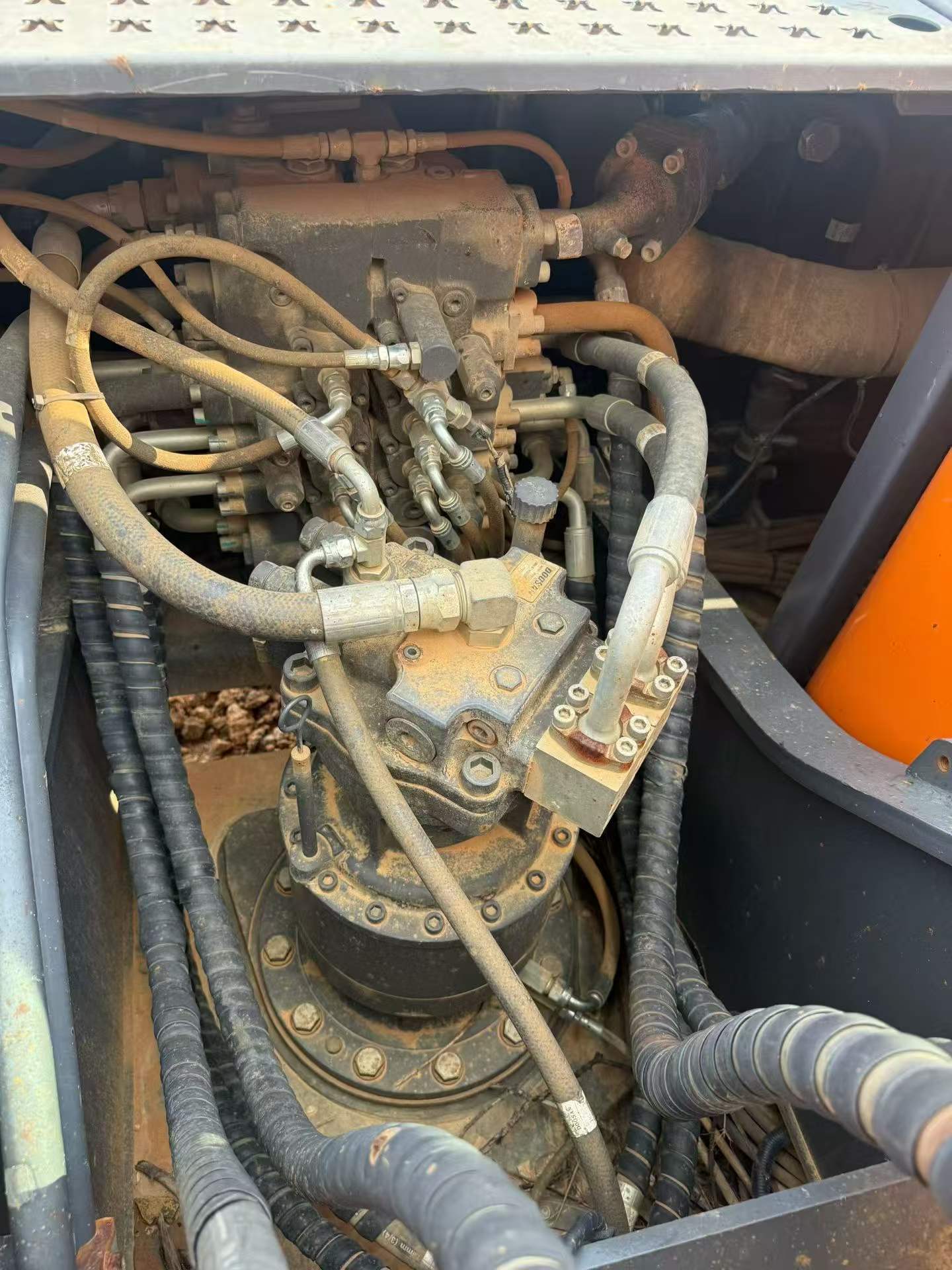 Compre Excavadora Doosan DH220-3 Usada / 2