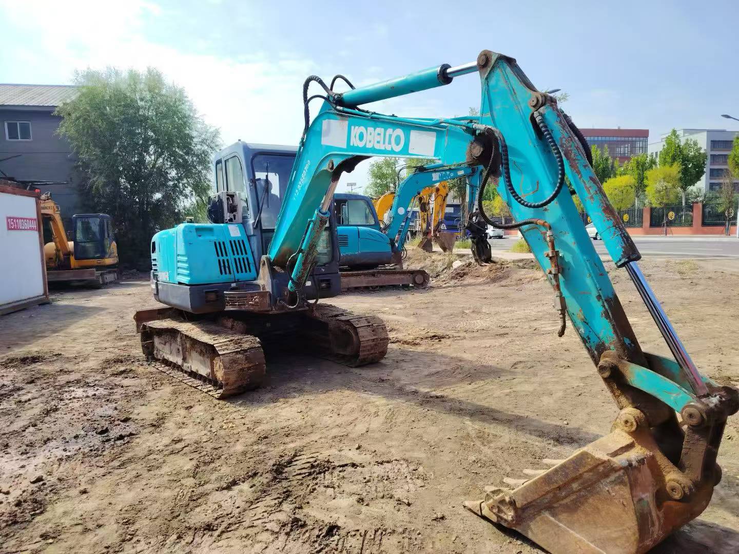 شراء حفارة Kobelco SK60 مستعملة / 3